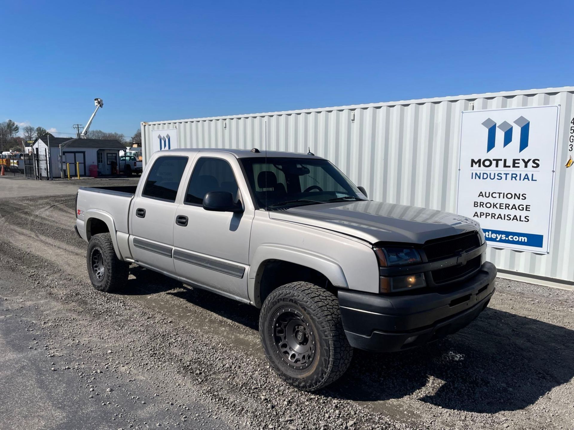 2005 Chevrolet Silverado Z71 Pickup