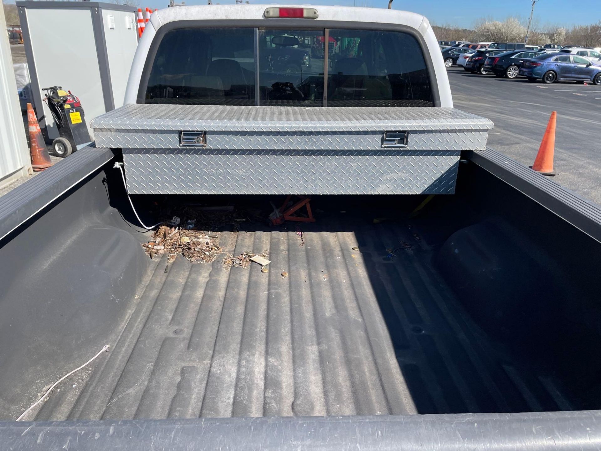 2005 Ford F250 Crew Cab Pickup - Image 18 of 21