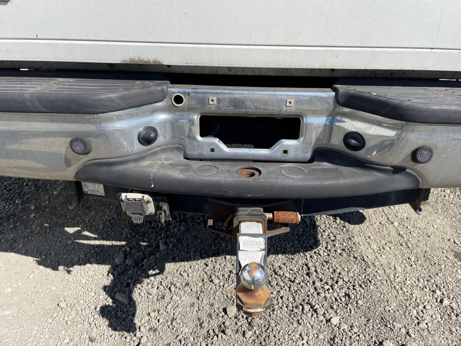 2005 Ford F250 Crew Cab Pickup - Image 19 of 21