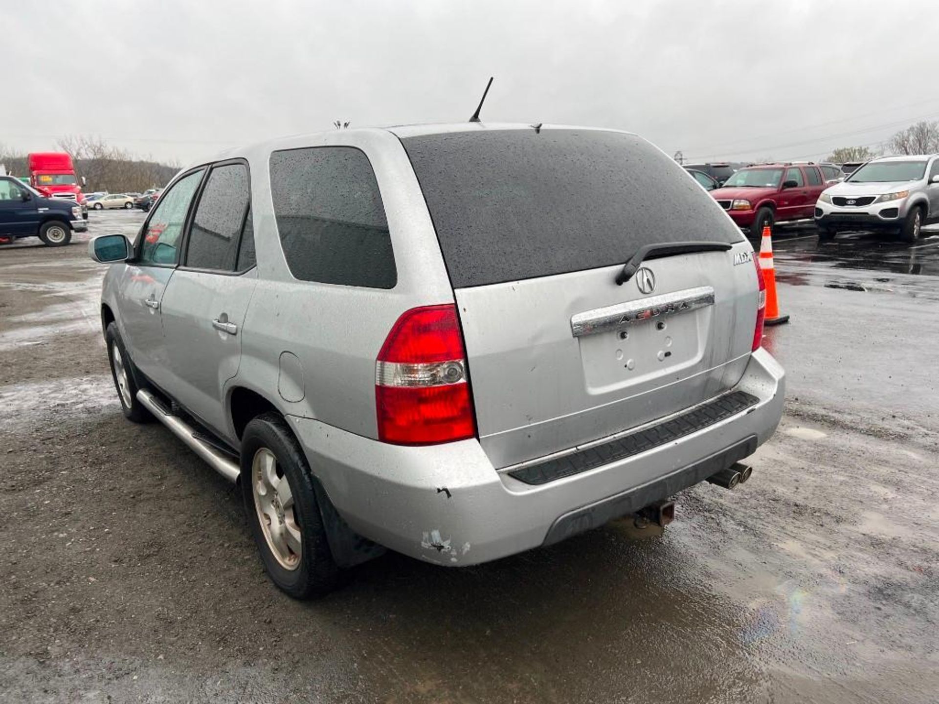 2003 Acura MDX SUV - Image 3 of 12