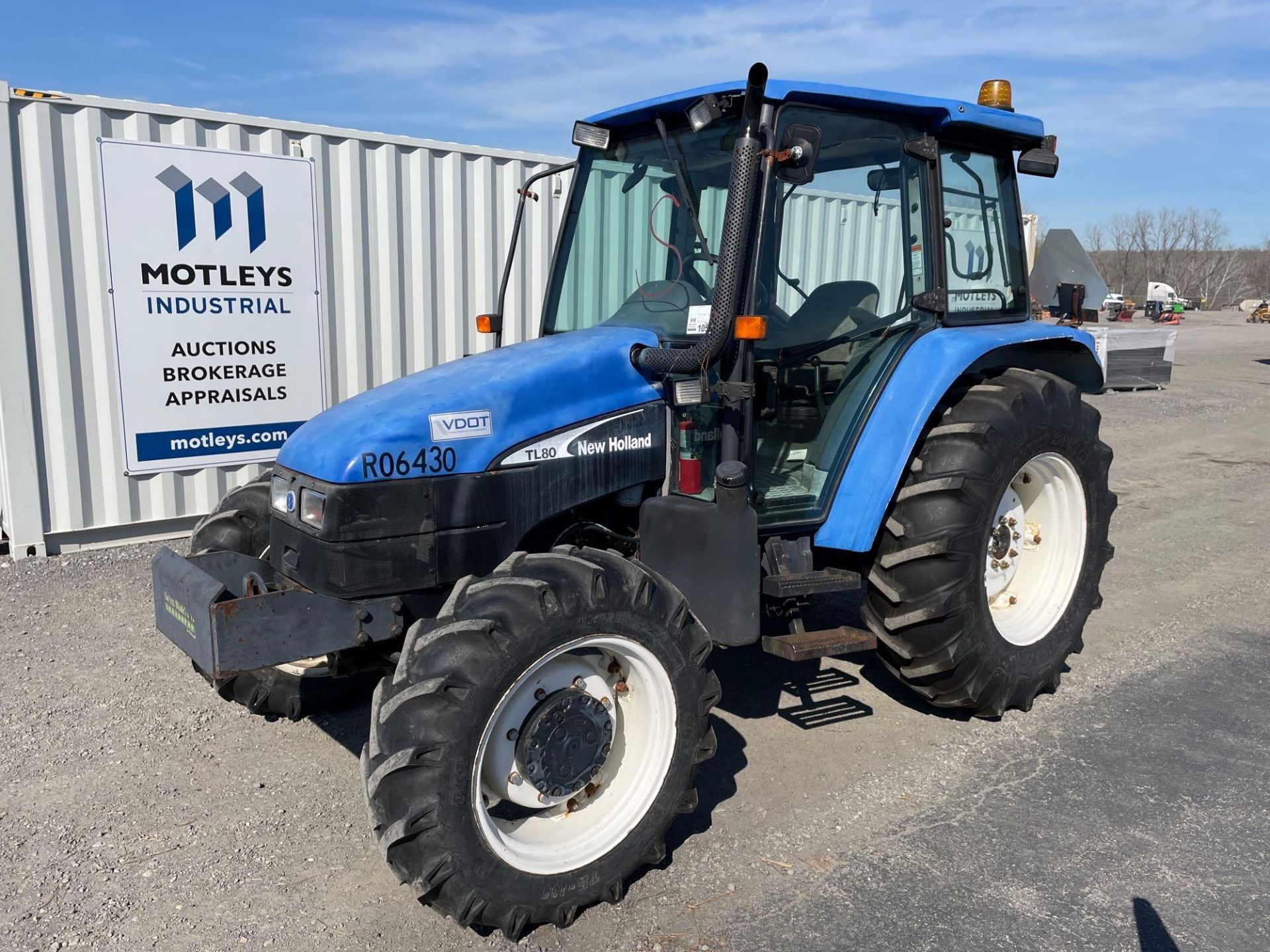 2003 New Holland TL80 Tractor Mower
