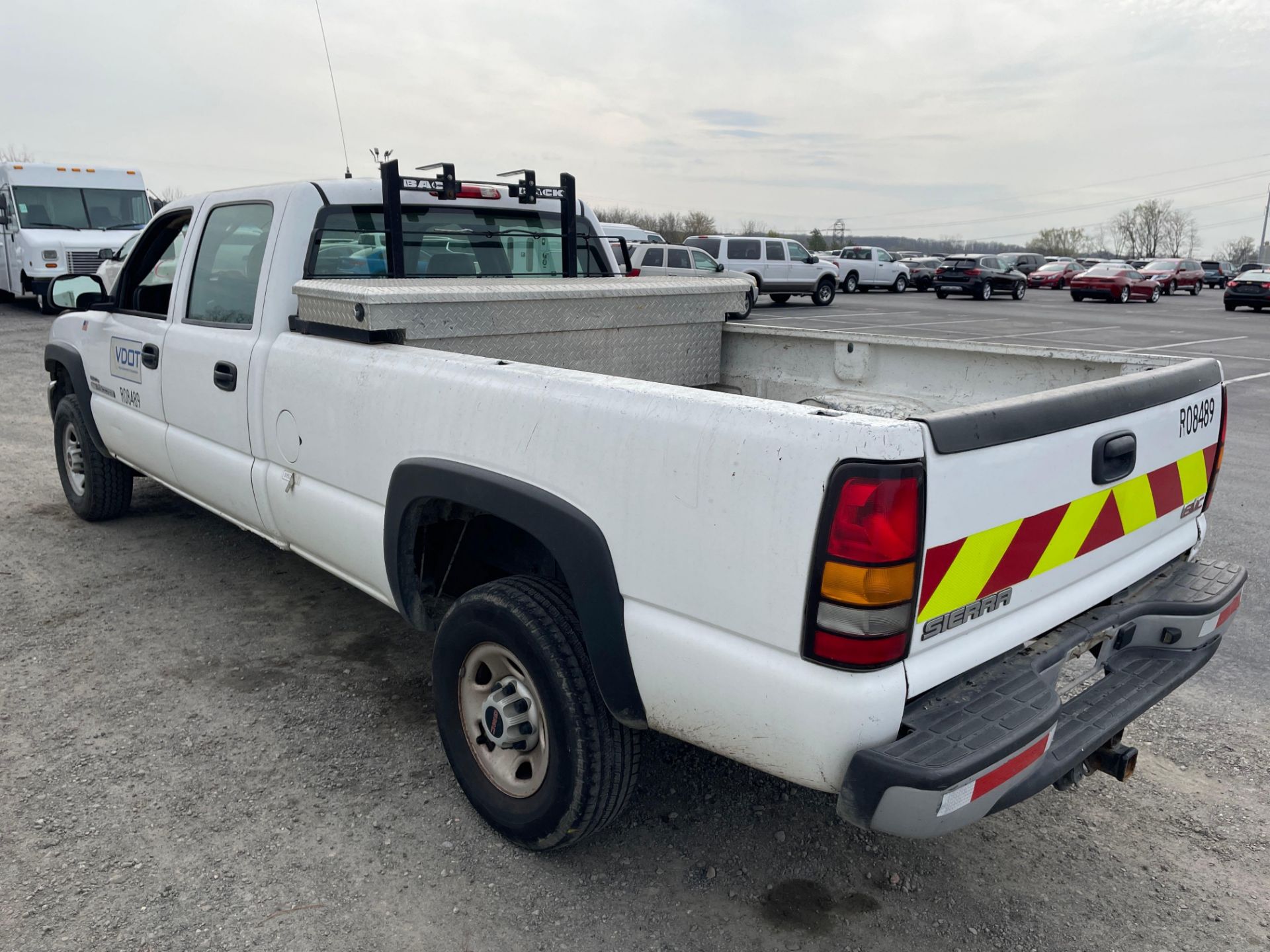 2006 GMC 2500 Crew Cab Pickup Truck - Image 2 of 22