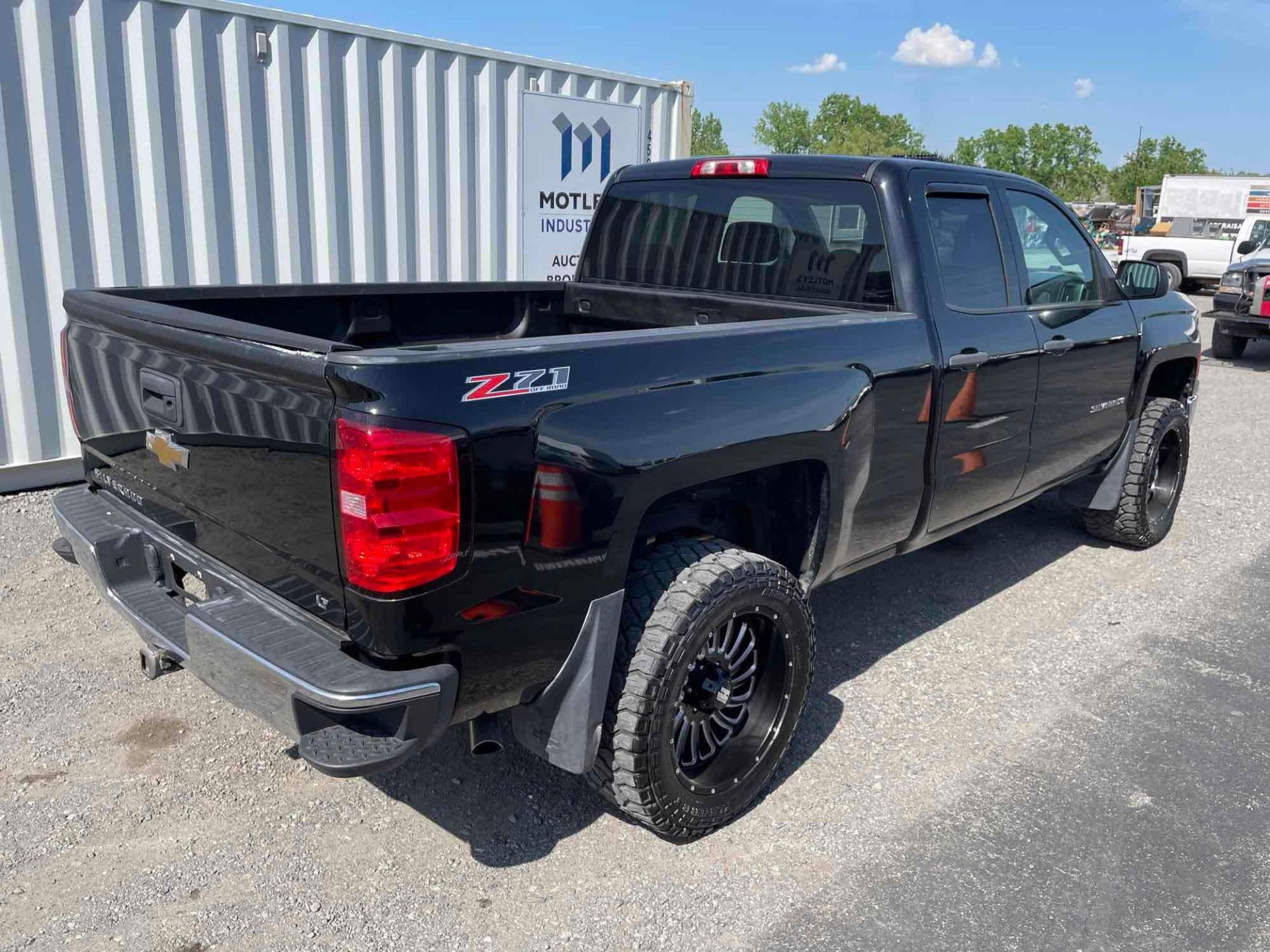 2014 Chevrolet Z71 Extended Cab Pickup Truck - Image 4 of 16