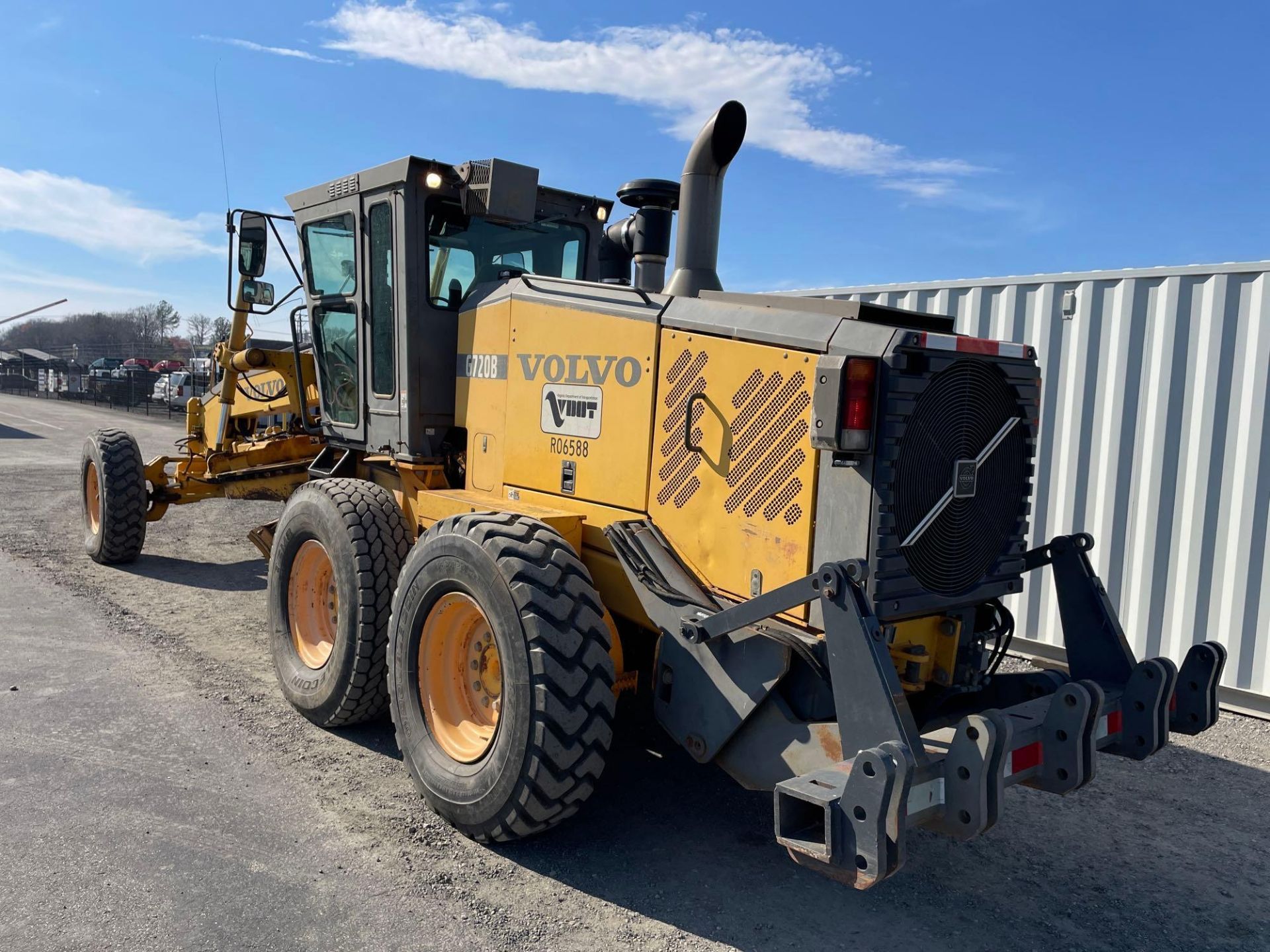 2003 Volvo G720B Motor Grader - Image 2 of 26