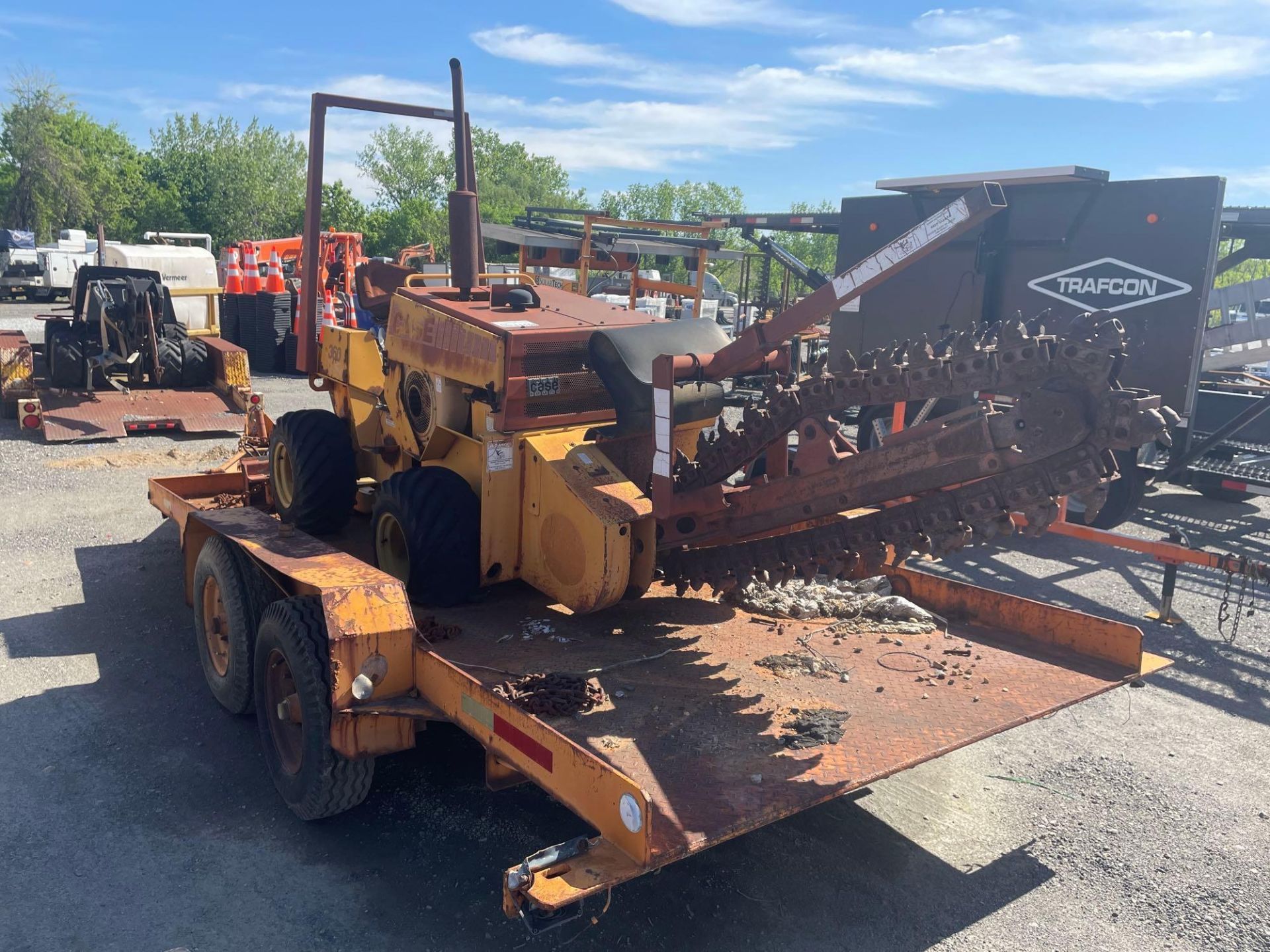 1988 Dixie Trailer with Case 360 Trencher - Image 2 of 25