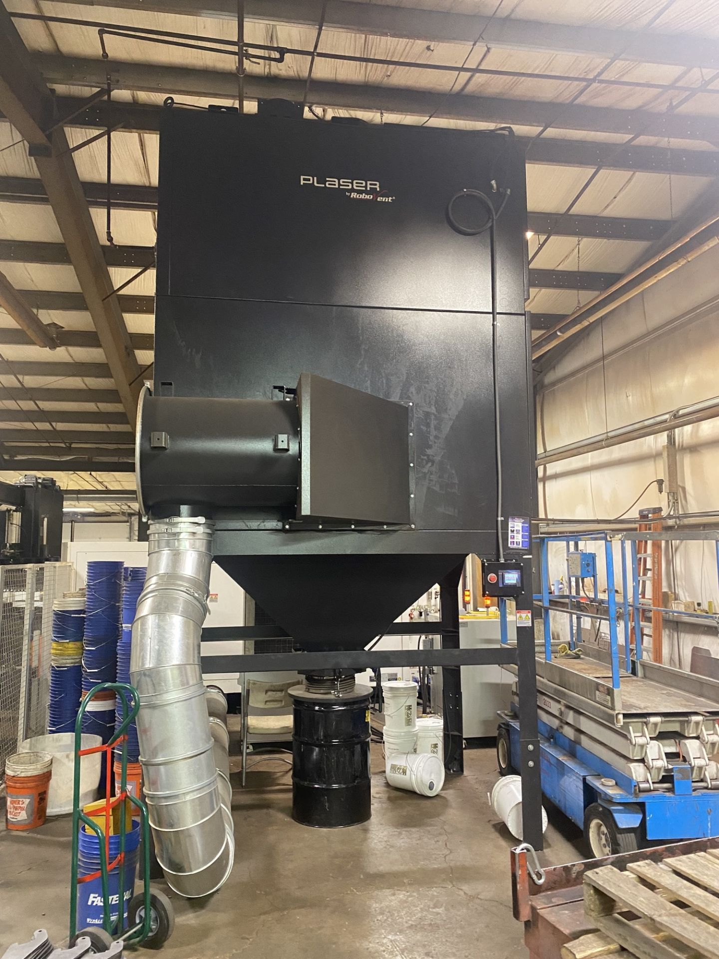 BULK BID - 2017 6KW MAZAK OPTIPLEX FIBER II LASER WITH DUST COLLECTOR AND NITROGEN GENERATOR - Image 3 of 5