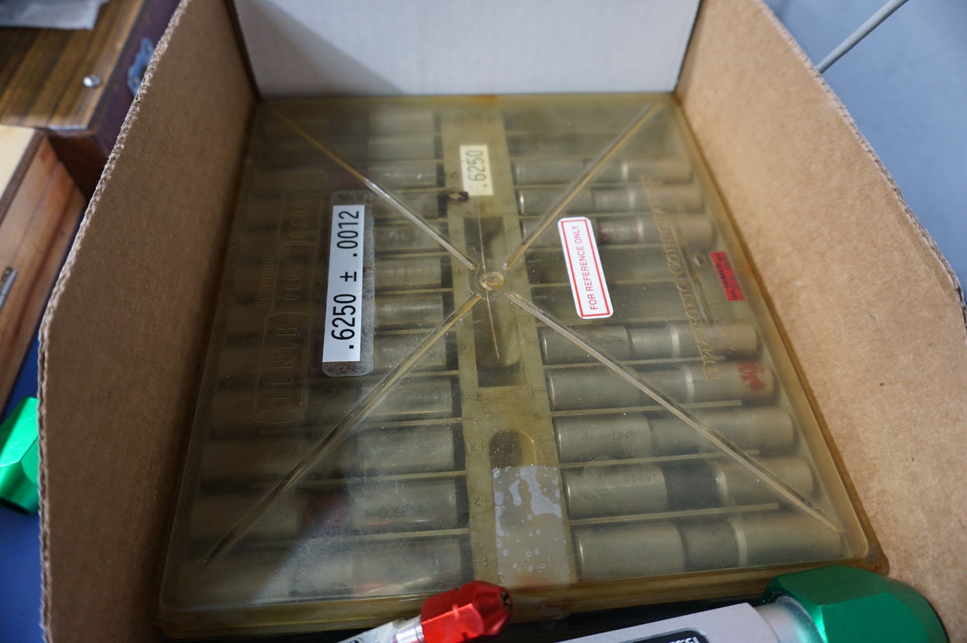 LOT TO INCLUDE: (2 BOXES) MISC. DELTRONIC PIN GAGE SETS VARIED SIZES, MEYER GAGE GO AND NO GO PIN - Image 3 of 5