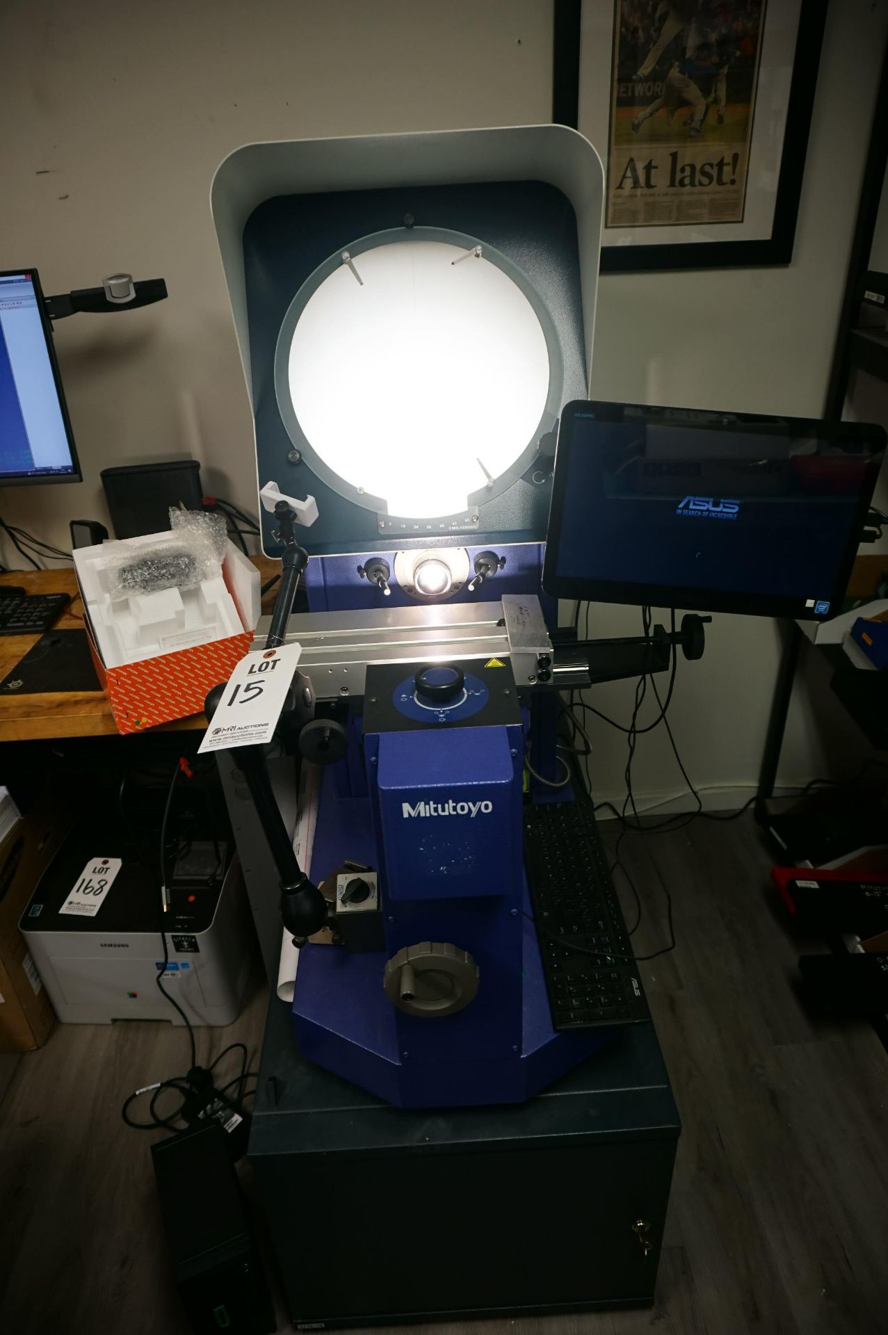 2020 MITUTOYO PH-A14 OPTICAL COMPARATOR, S/N S/N 133162001 TO INCLUDE: ROTARY VISE, SPARE 20X - Image 7 of 7