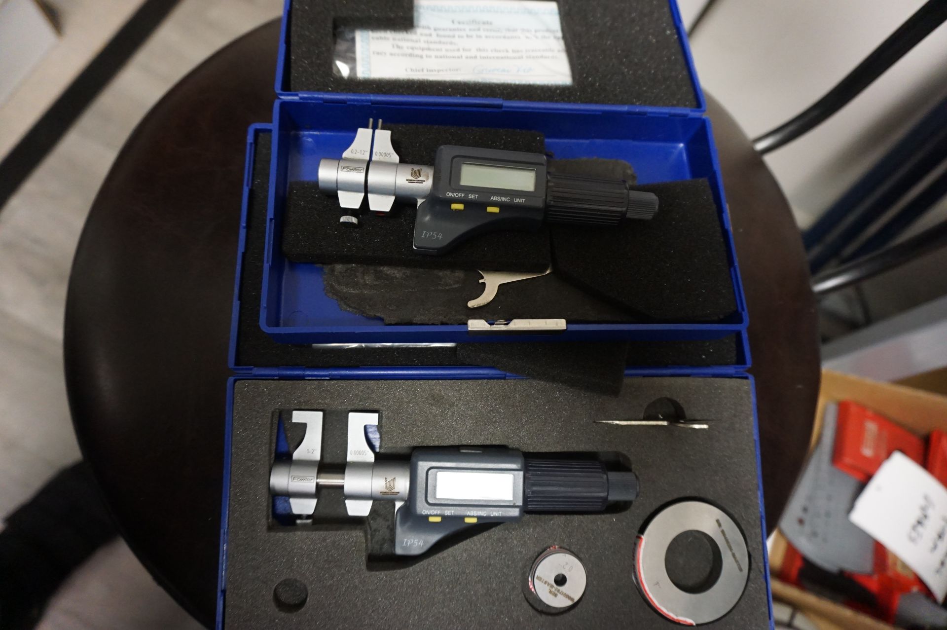 LOT TO INCLUDE: (1) FOWLER DIGITAL INSIDE MICROMETER 0.2-1.2"1P54, (1) FOWLER DIGITAL INSIDE - Image 2 of 4