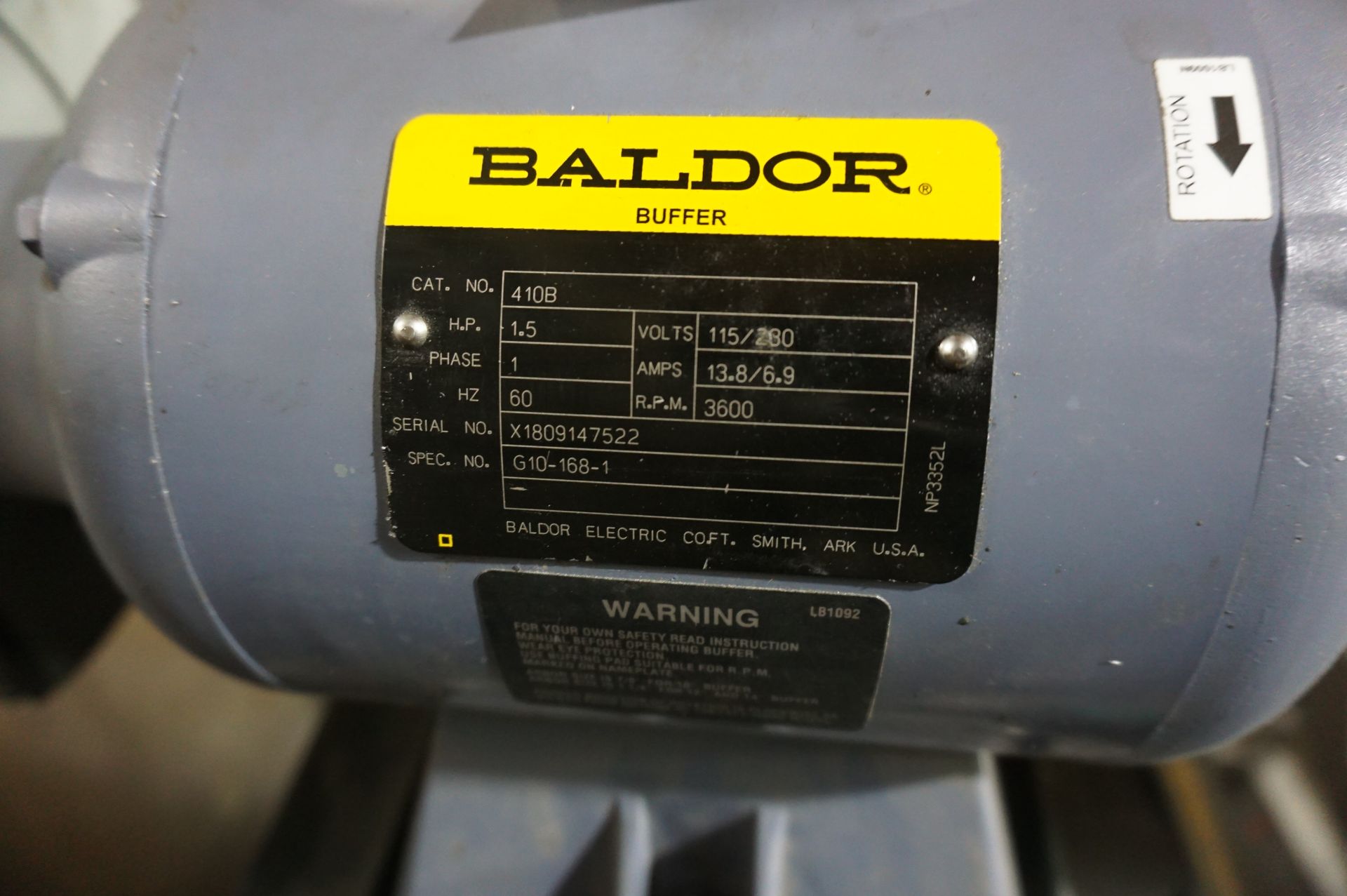 BALDOR PEDESTAL BUFFER, CATALOG 410B, 1.5 HP, 3600 RPM, S/N X1809147522, 1 PH, 60 HZ, 150/230, 18. - Image 4 of 4