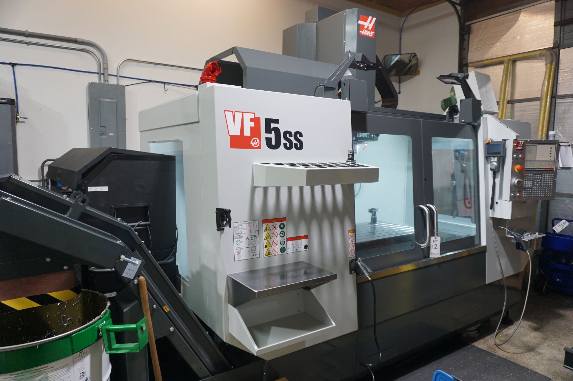 2022 HAAS VF-5SS VERTICAL MACHINING CENTER, - Image 2 of 17