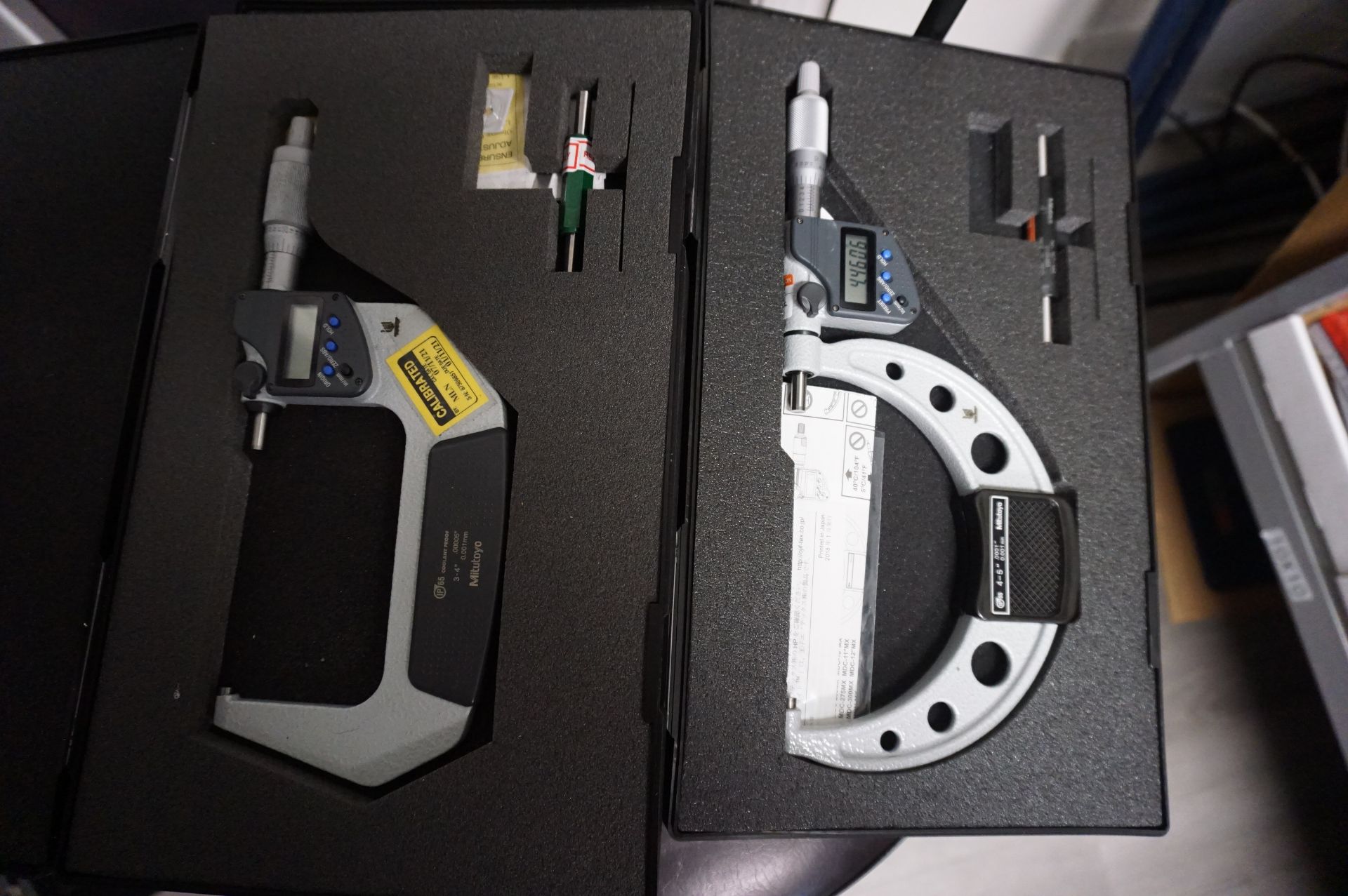 LOT TO INCLUDE: (1) MITUTOYO DIGITAL MICROMETER 3-4" IP65 COOLANT PROOF, (1) MITUTOYO DIGITAL