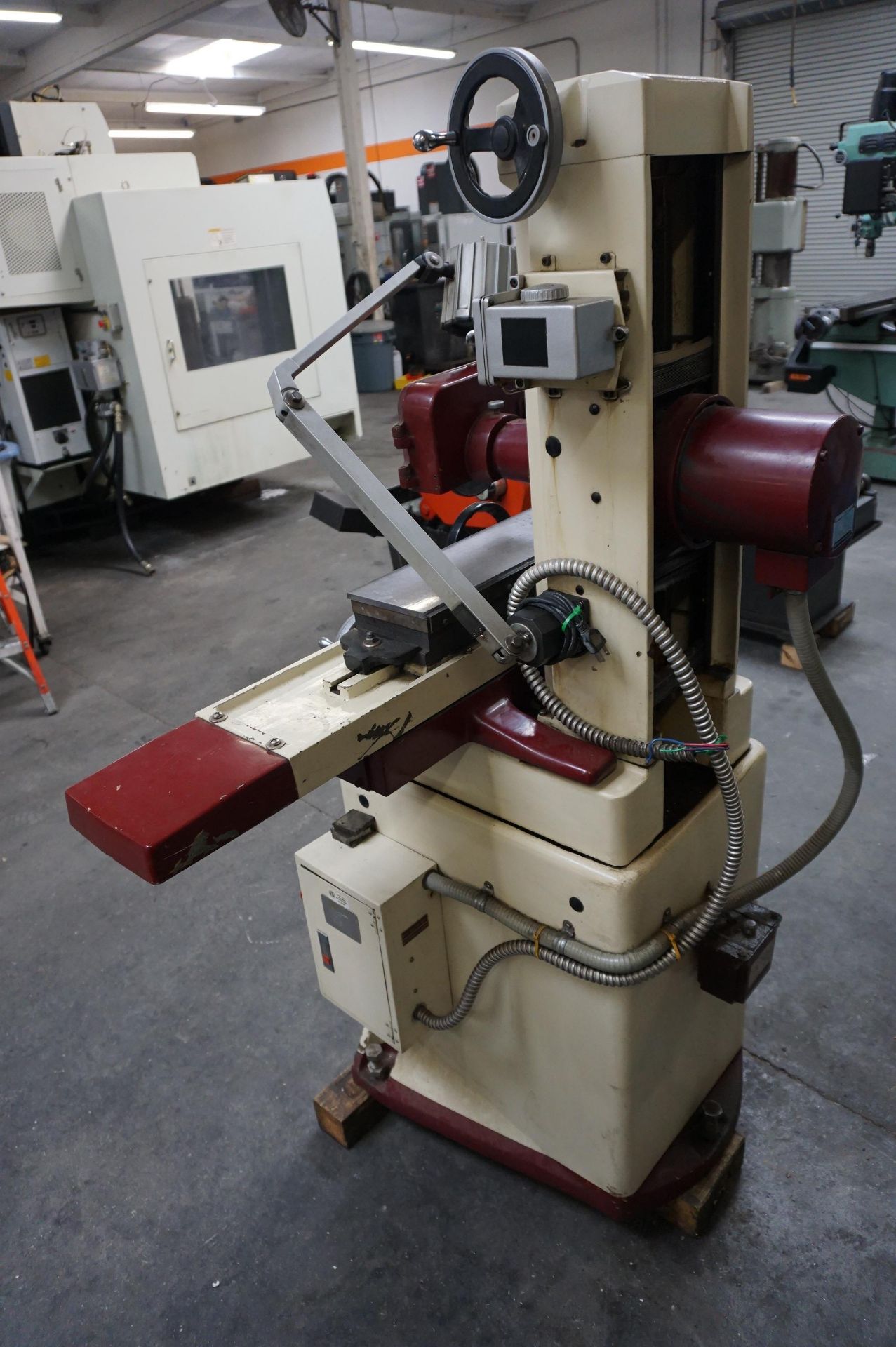 CHEVALIER II FSG-618 SURFACE GRINDER WITH KANETSU PERMANENT MAGENTIC CHUCK MODEL KMT INSPECTION - Image 4 of 7