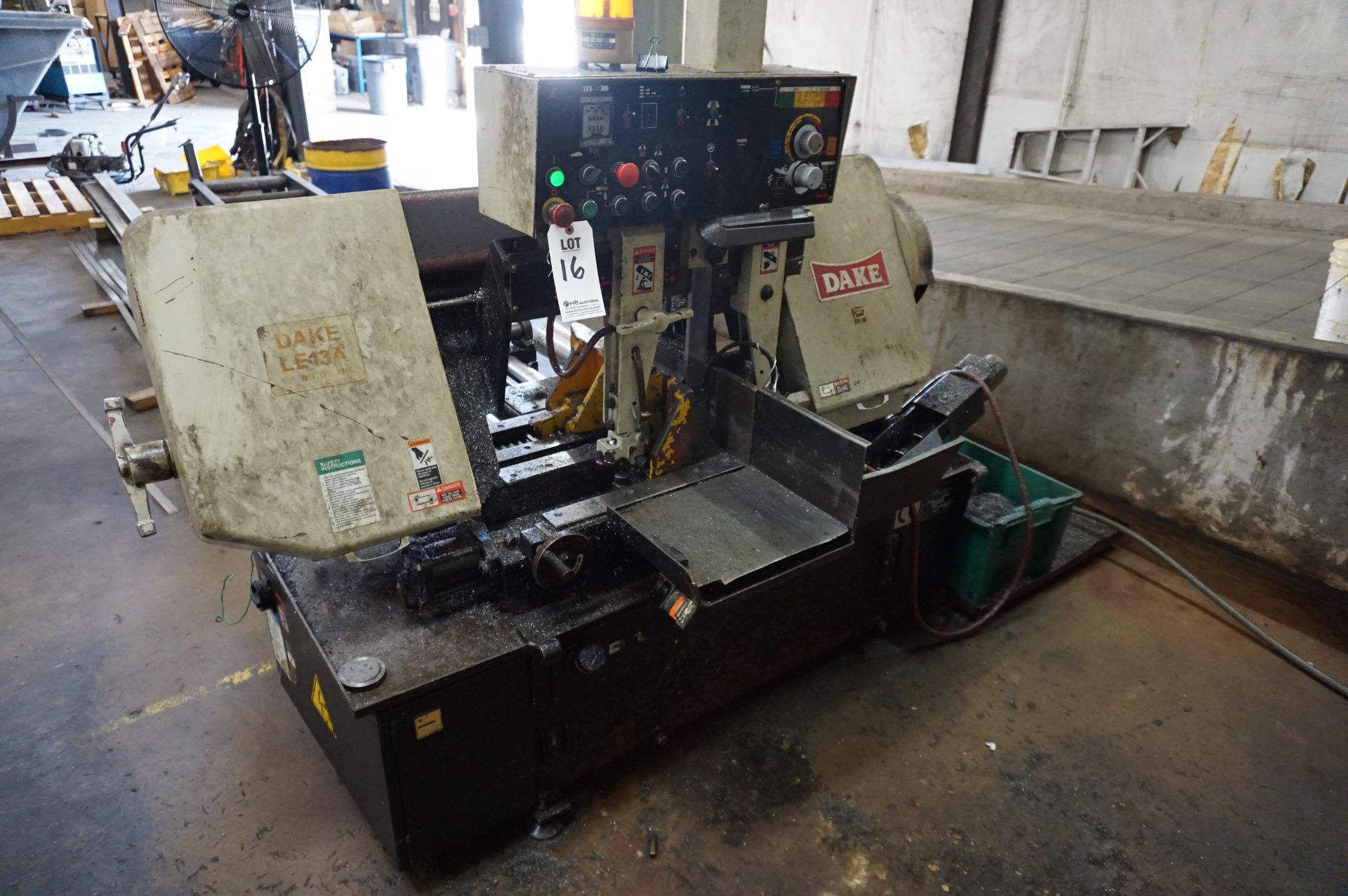 DAKE HORIZONTAL METAL CUTTING BANDSAW 13" AUTOMATIC, MODEL LE13A, S/N 1011357, BASE CHUNJEI