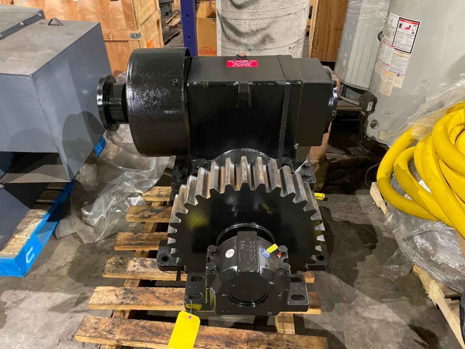 Cleveland 120RF Gear Box, Size 194E, 78 HP, 1-5/6-1 Ratio, Dodge 522 Pillow Blocks, & 23" Sprocket G - Image 2 of 3