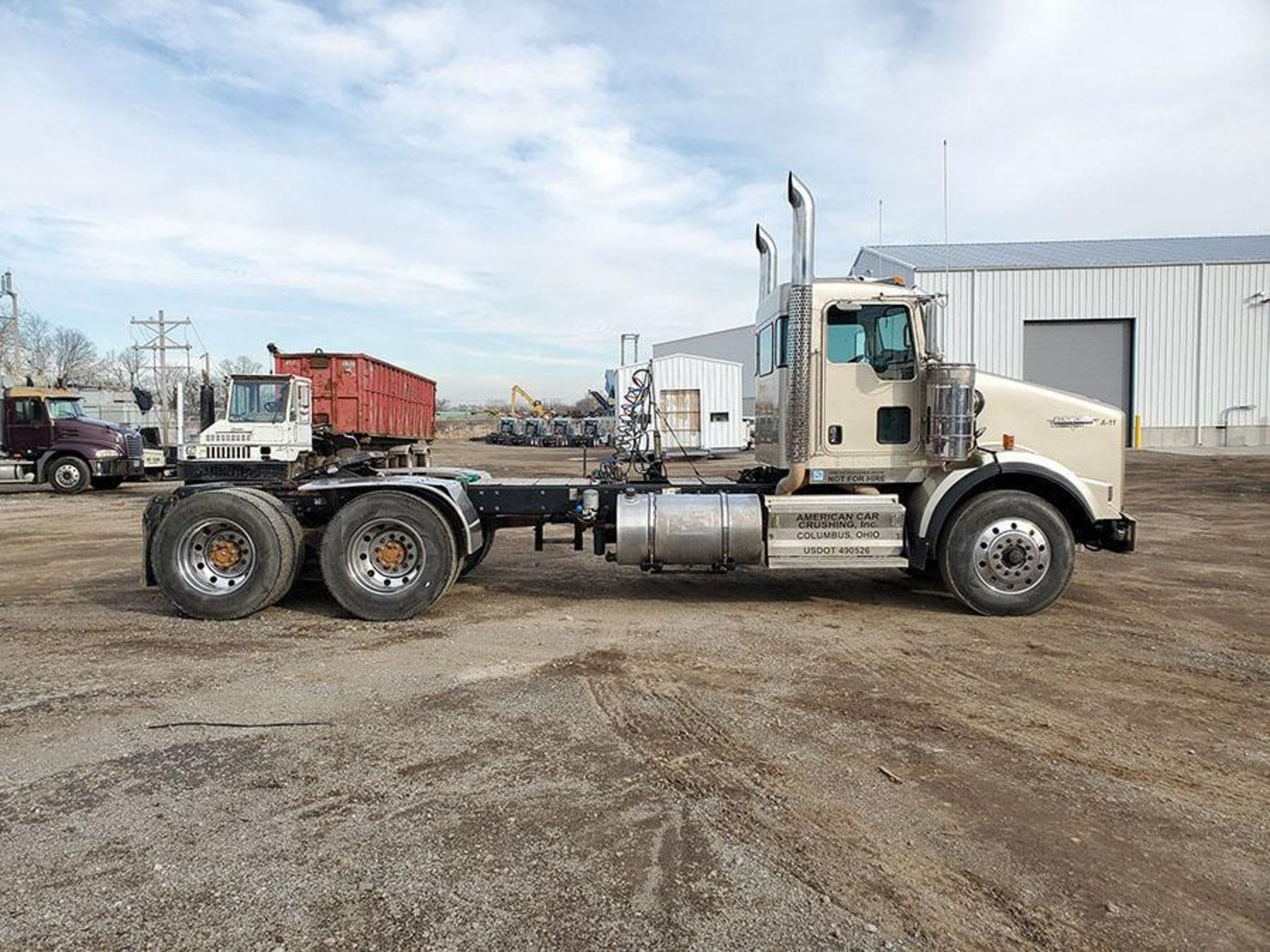 2009 Kenworth Truck Tractors, Vin 1NKDLU0X39J256958, Tandem Axle, Day Cab, Extended Frame, C-13 Engi - Image 4 of 13