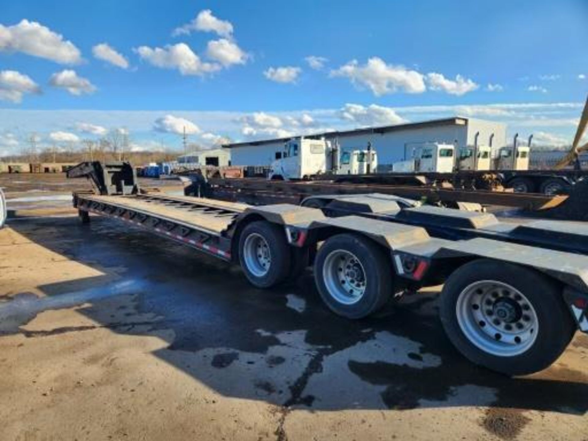 2004 50' Talbert Low Boy Trailer, Vin 40FS0523841022872, Tri-Axle, 51-Ton Capacity, Detachable Deck