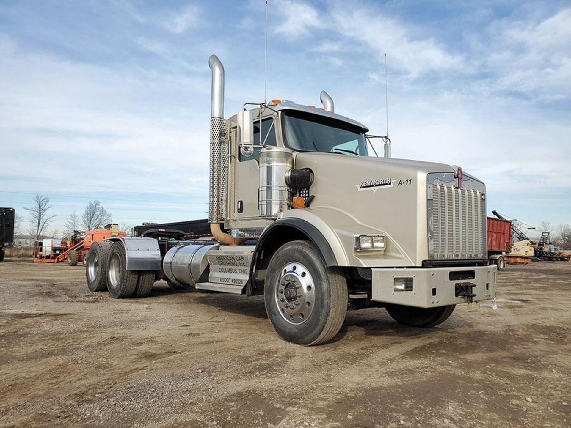 2009 Kenworth Truck Tractors, Vin 1NKDLU0X39J256958, Tandem Axle, Day Cab, Extended Frame, C-13 Engi - Image 7 of 13