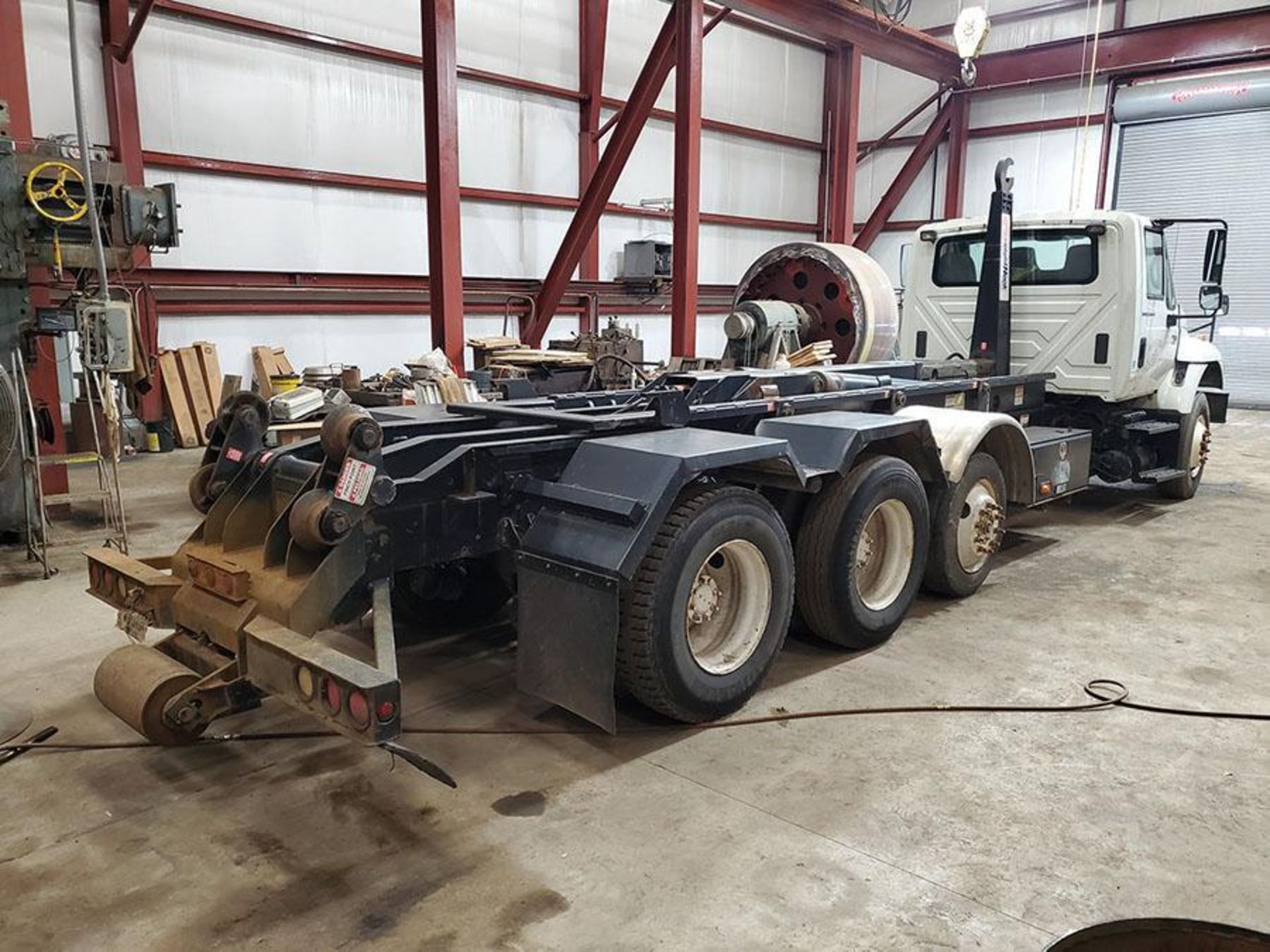 2006 International 7400 6x4 Roll Off Truck w/ Galbreath Right Hook Roll Off Container Bed, Vin 1HTWG - Image 8 of 11