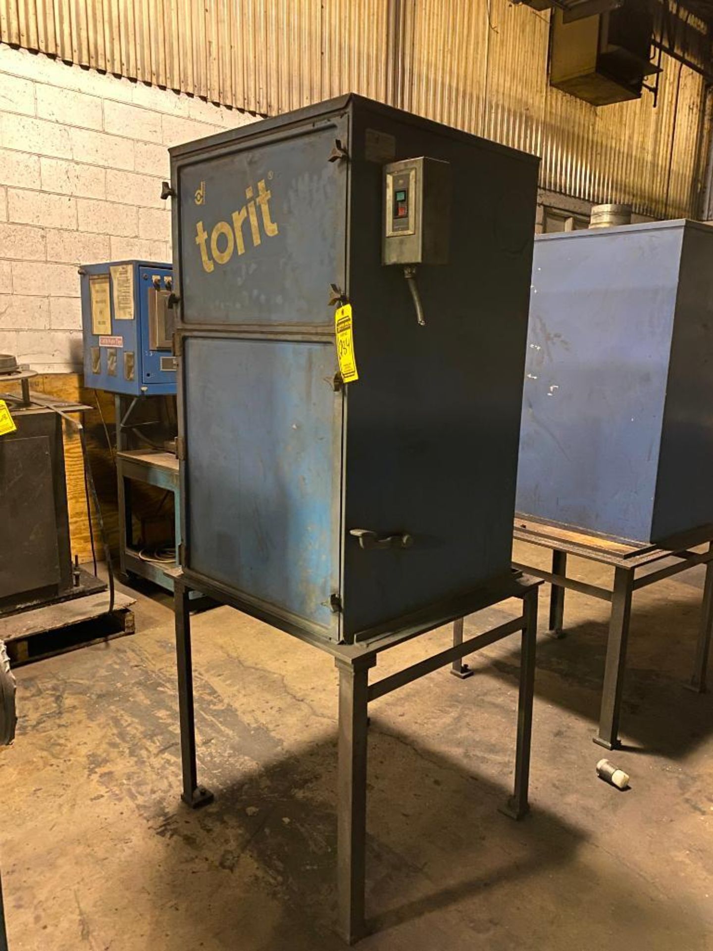 Torit 80 Dust Collector