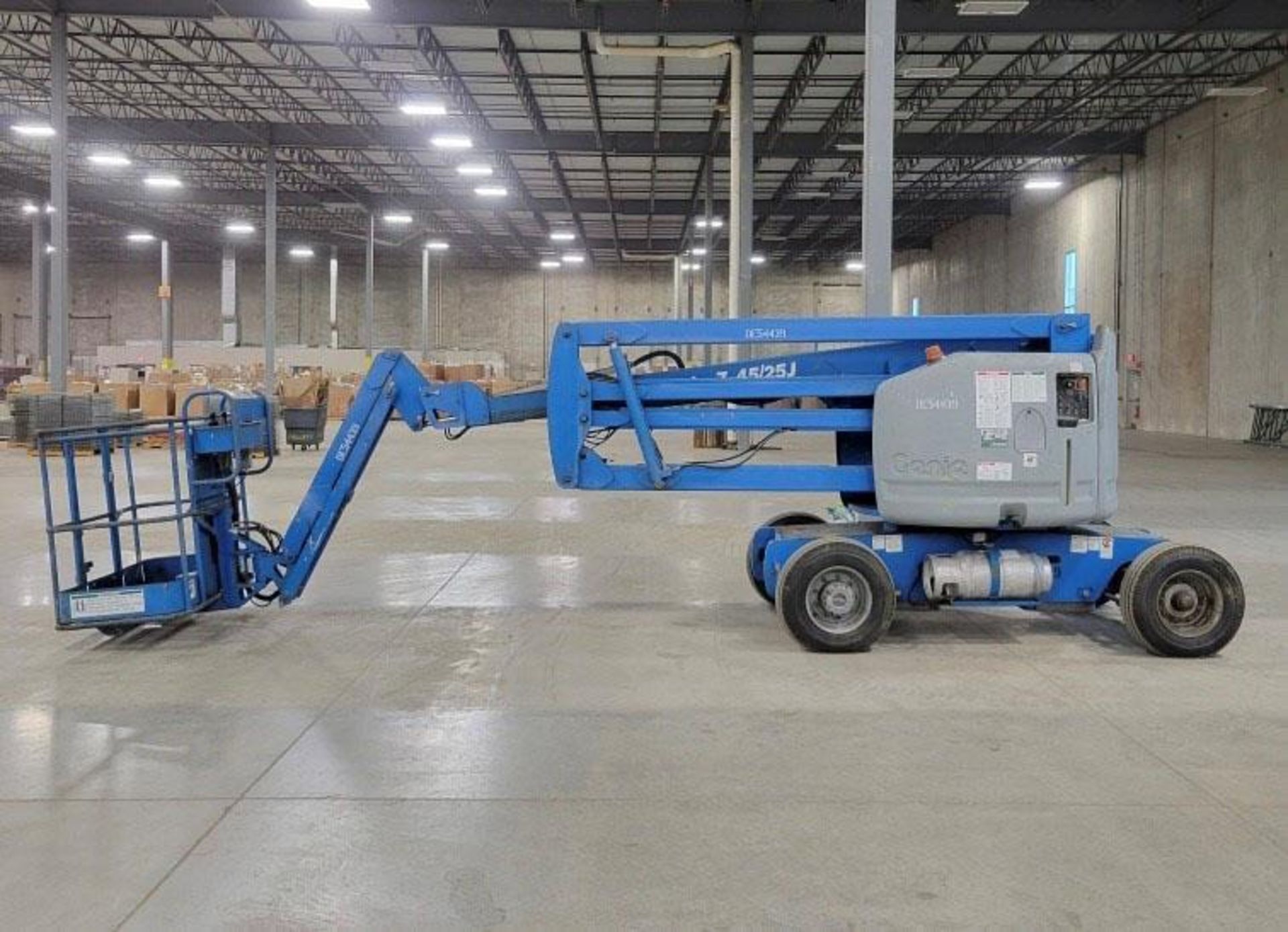 2003 Genie Boom Lift, Model Z45/25, S/N Z45/25-21291, LPG, 45.3' Max. Height, 25.3' Platform Reach, - Image 8 of 8