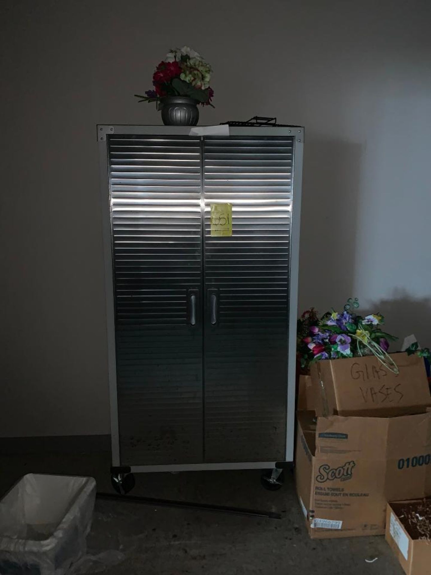 (2) Wire Racks, Fancy Beer Chiller w/ Drain, 2-Door Cabinet