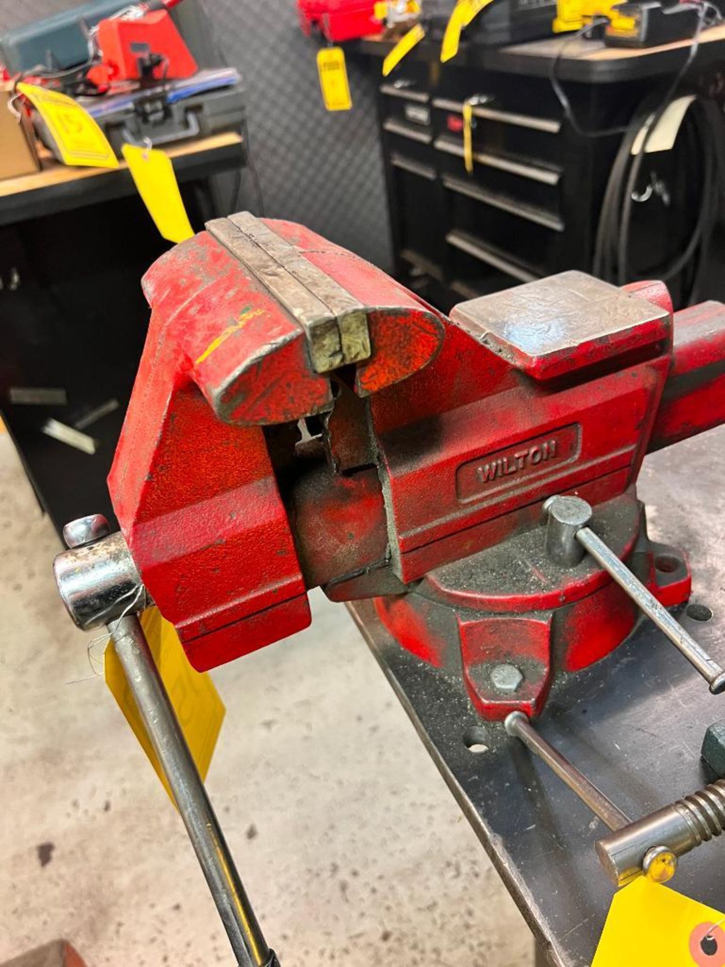 Steel Welding Table, 5' X 3', w/ Wilton Vise & Ridgid Top Screw Chain Vise, Model BC-210 - Image 2 of 4