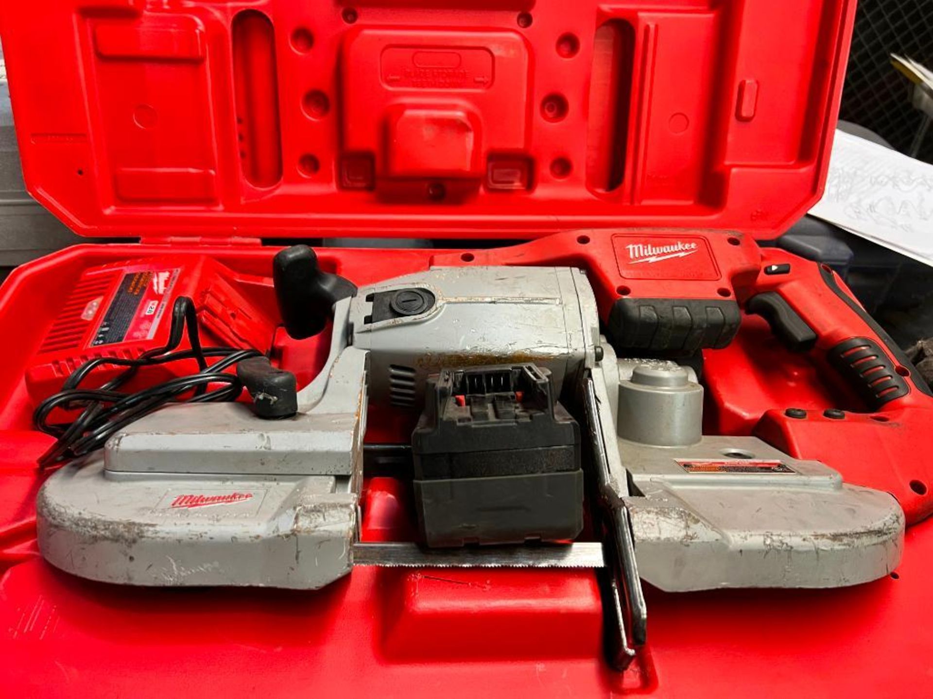 Milwaukee Cordless 28 V Deep Cut Band Saw, Cat No. 0729-20, S/N A59CD153411204, w/ (2) Batteries & (