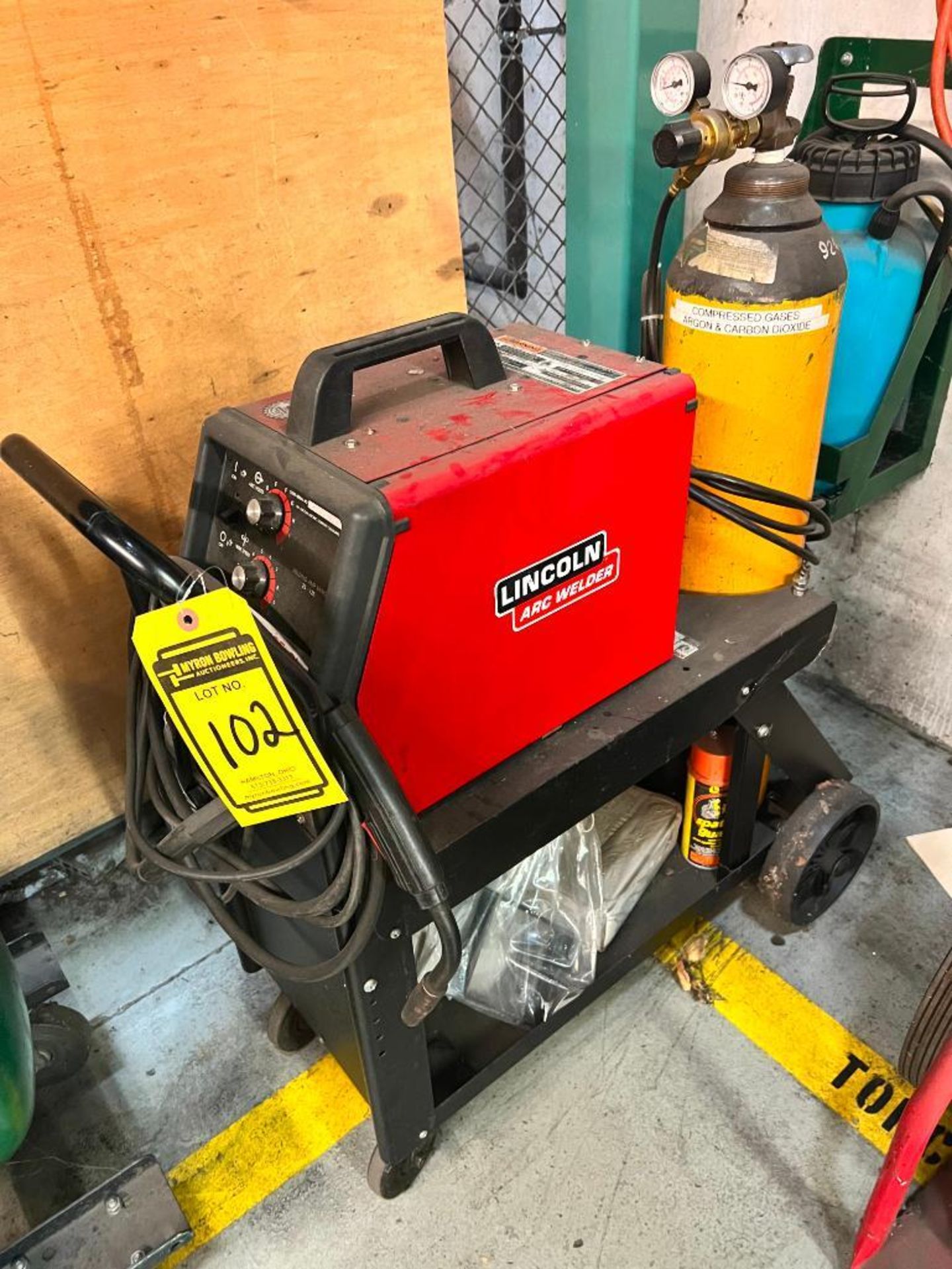 Portable Lincoln Wire Welder, Welding AMP Range 25 To 125