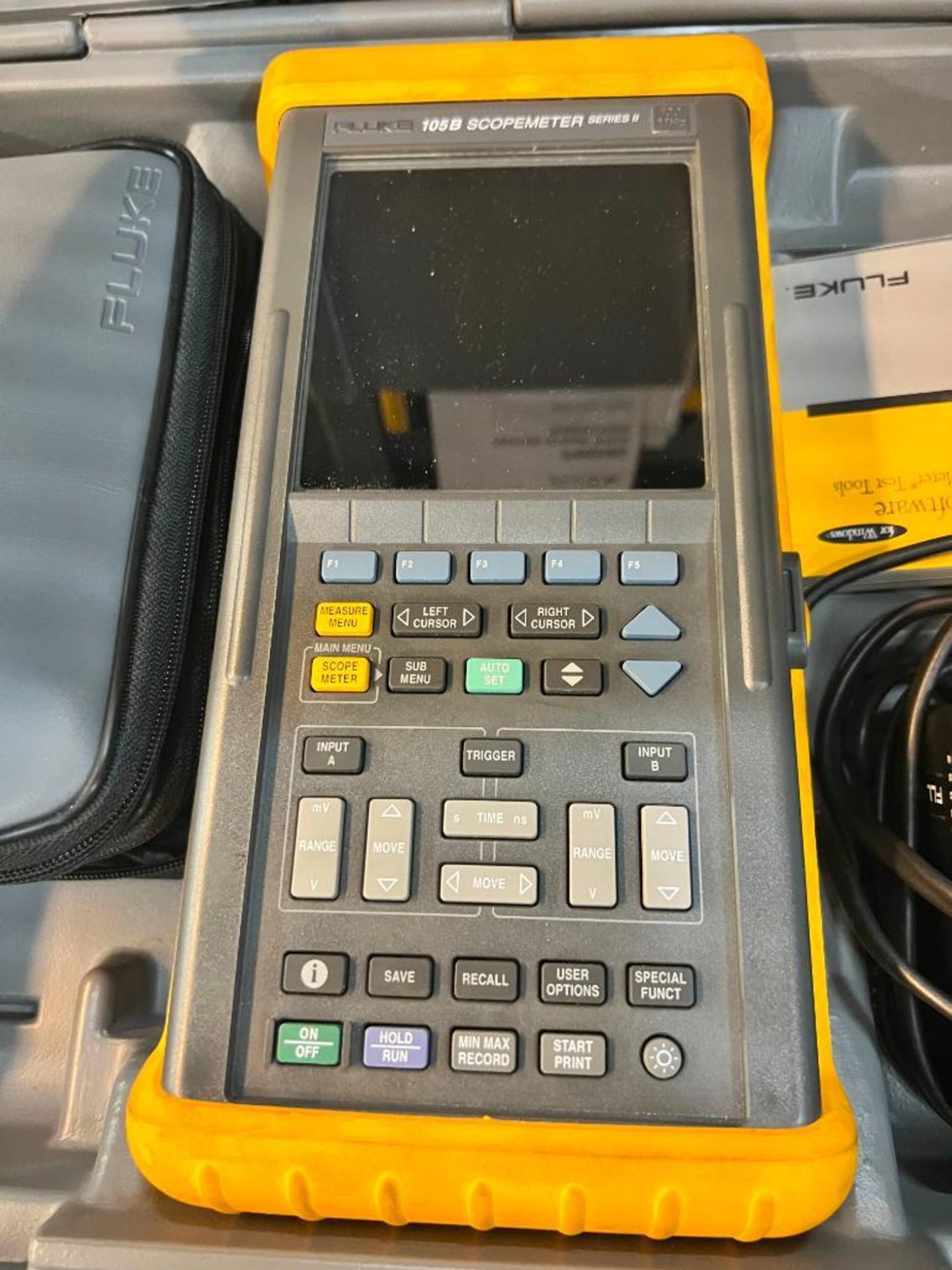 Fluke Scopemeter, Series 11, Model 105B - Image 2 of 2