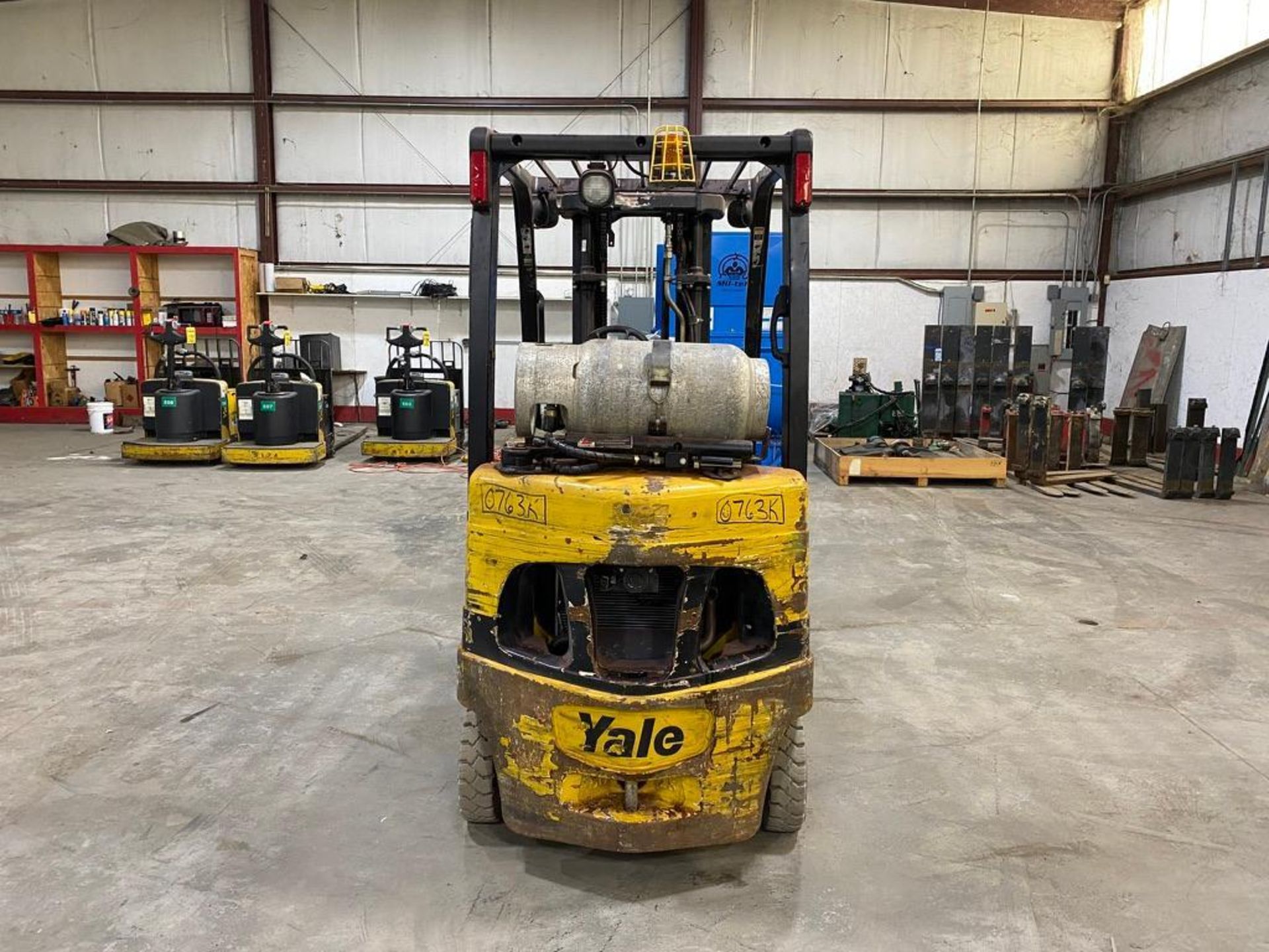 Yale 5,000 LB. Capacity Forklift, Model GLC050VXNVSE085, S/N A910V20763K, LPG, 3-Stage Mast, Side Sh - Image 4 of 7