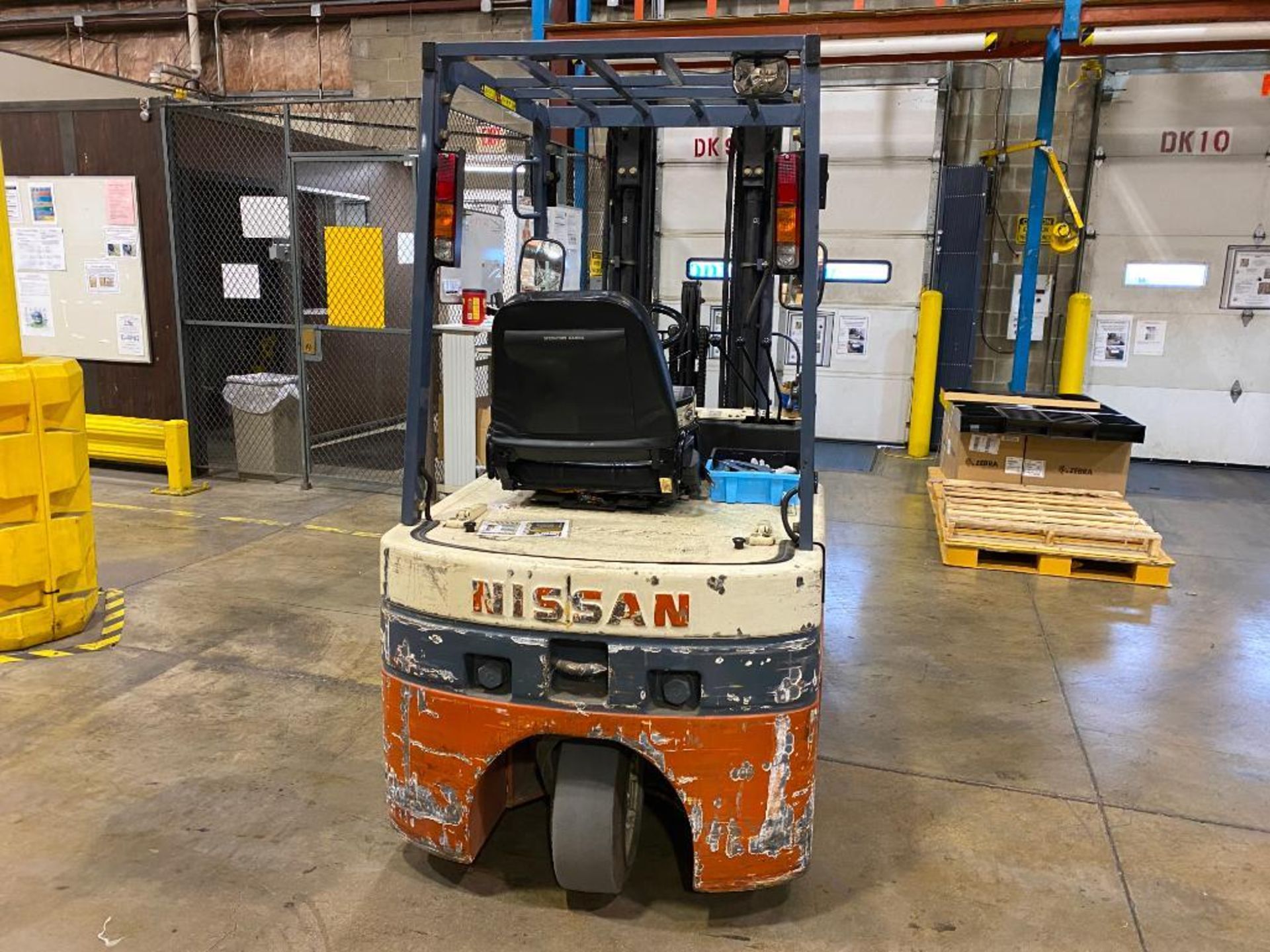 Nissan 3,000-LB. Capacity 3-Wheel Electric Forklift, Model TN01L15V, S/N N01-700014, Lever Shift Tra - Image 2 of 5