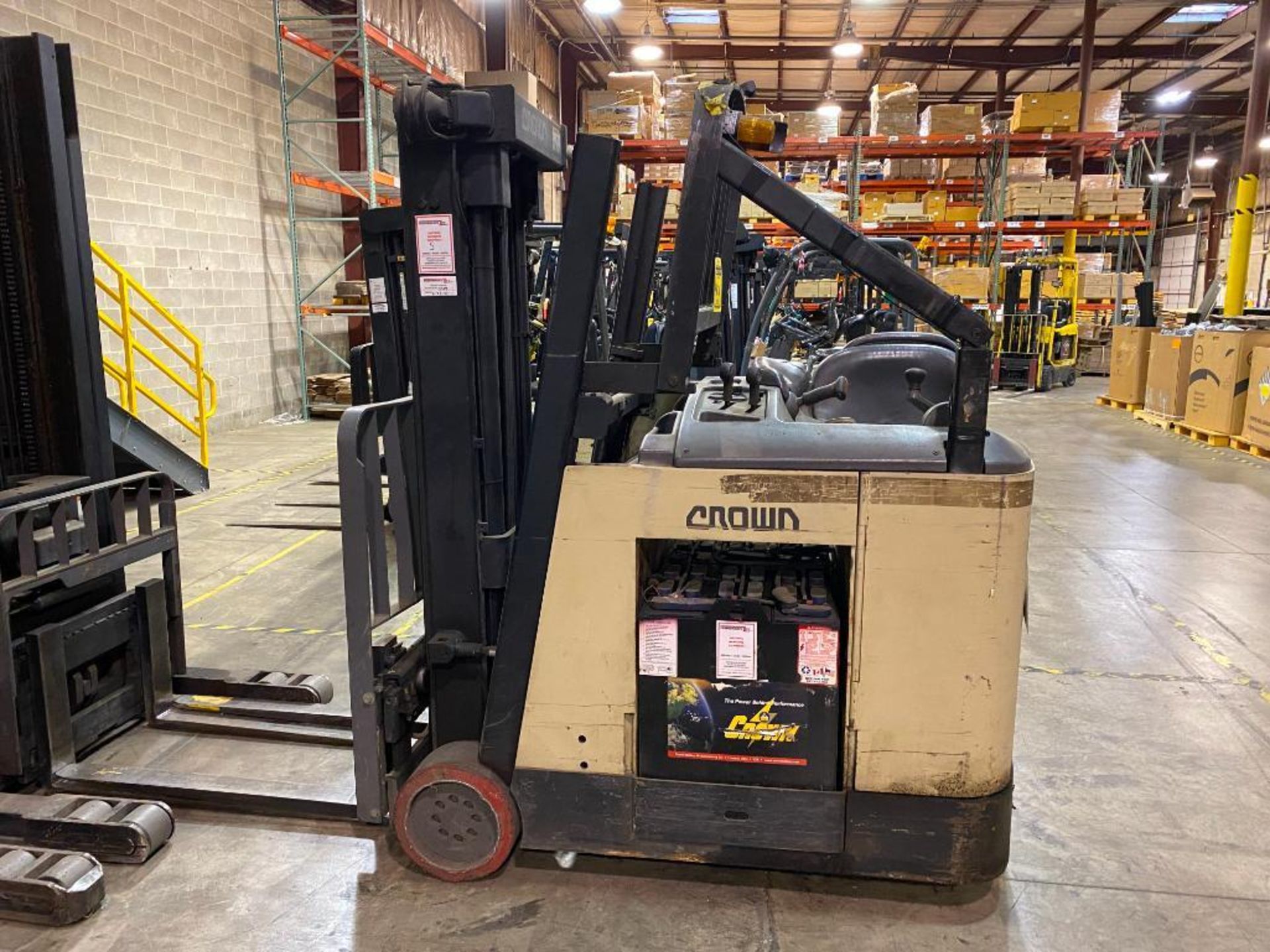 Crown 3,000-LB. Capacity Stand-Up Forklift, Model RC-3000, S/N 1A198810, 36 V Battery, 190" Max. Lif - Image 3 of 5