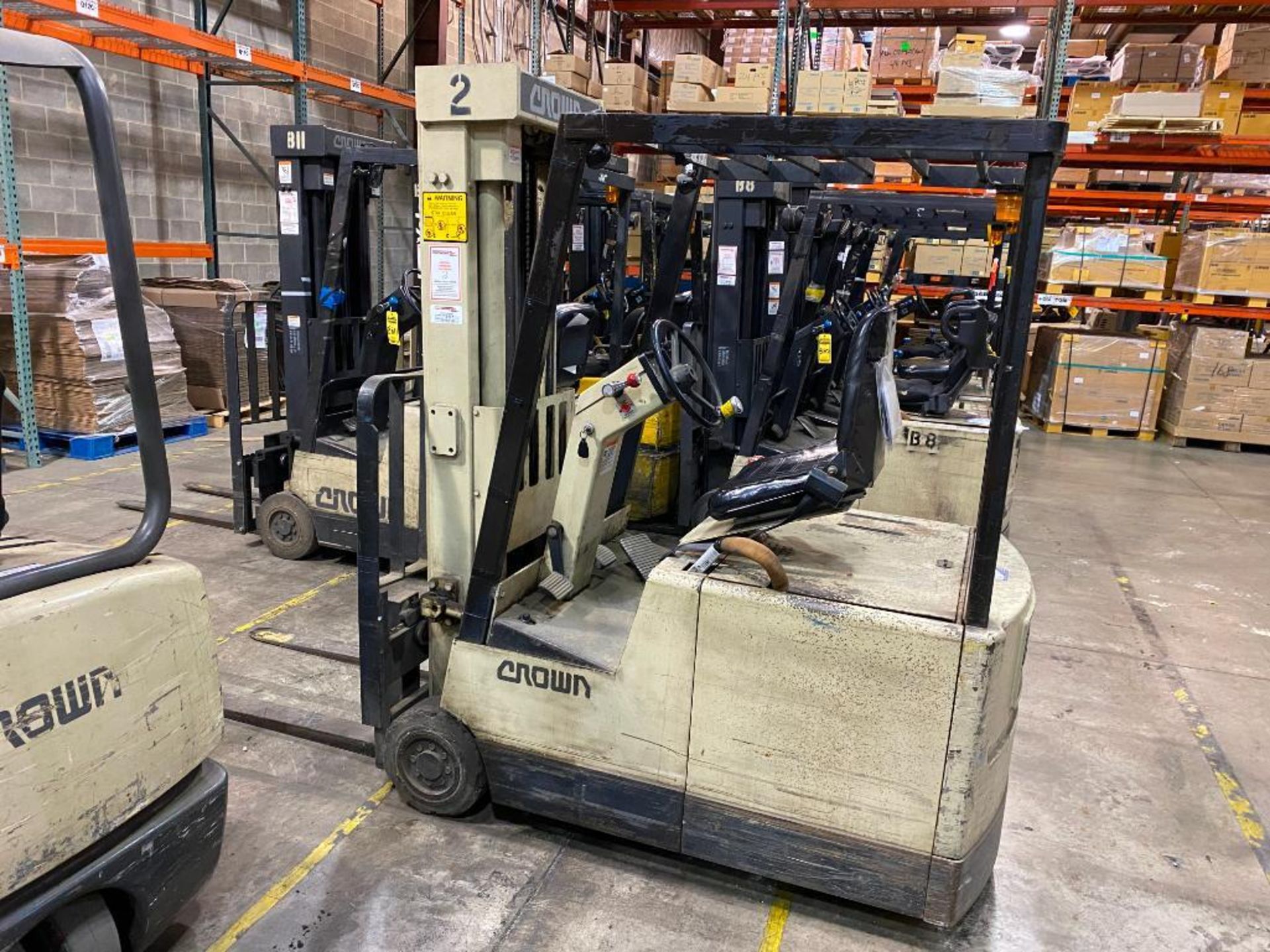 Crown 3,000-LB. Capacity 3-Wheel Electric Forklift, Model 35SCTT, S/N W-23860, Lever Shift Transmiss