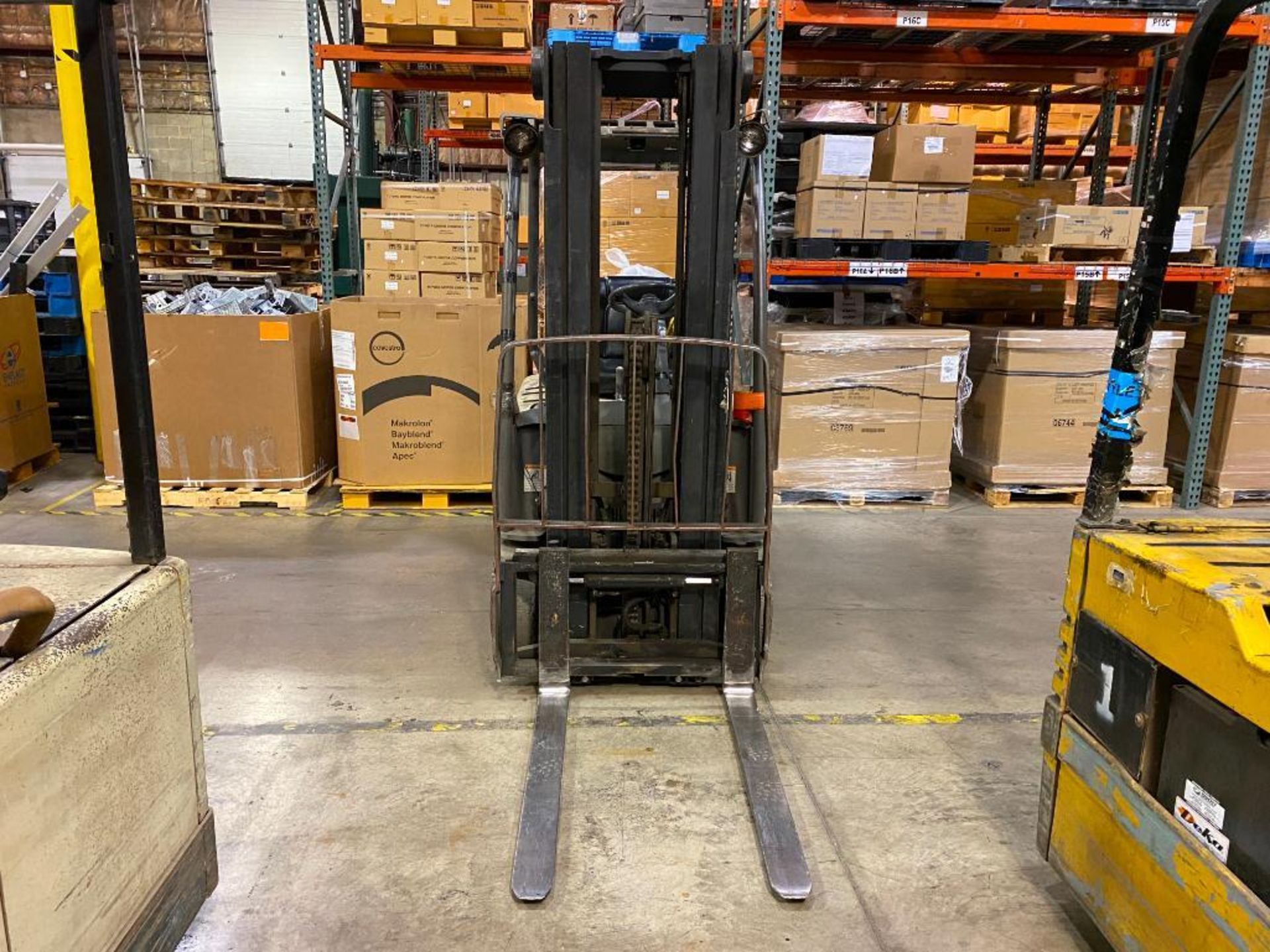 Crown 3,000-LB. Capacity Three Wheel Electric Forklift, Model SC-4000, S/N 9A117390, Lever Shift Tra - Image 4 of 5