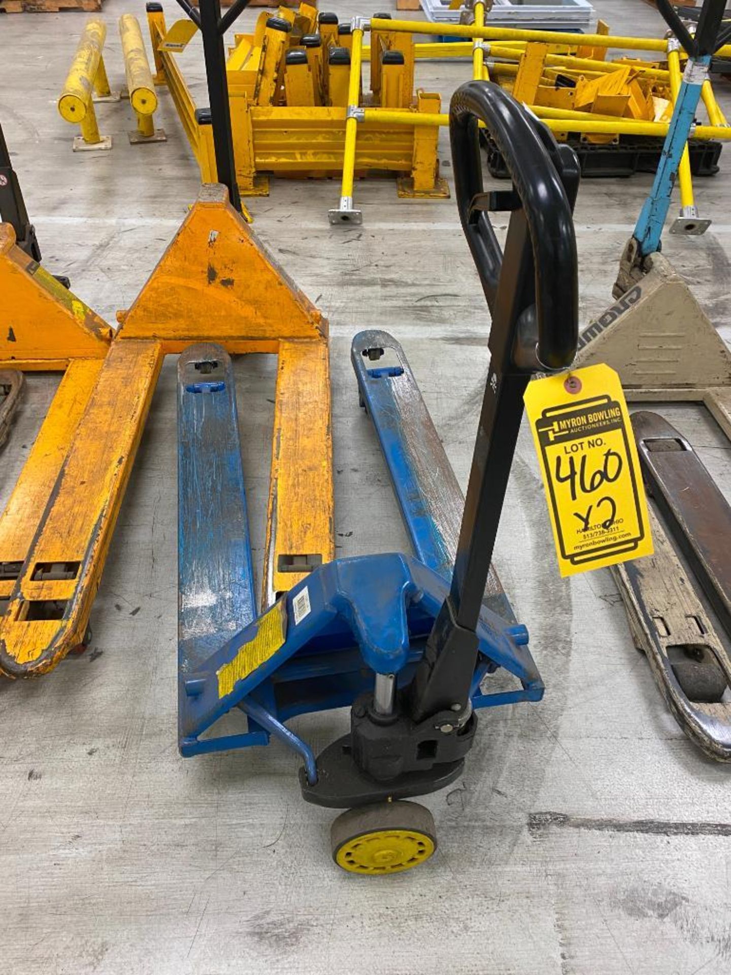 (2) Pallet Jacks: Global 5,500-LB. & Vestil - Image 2 of 2