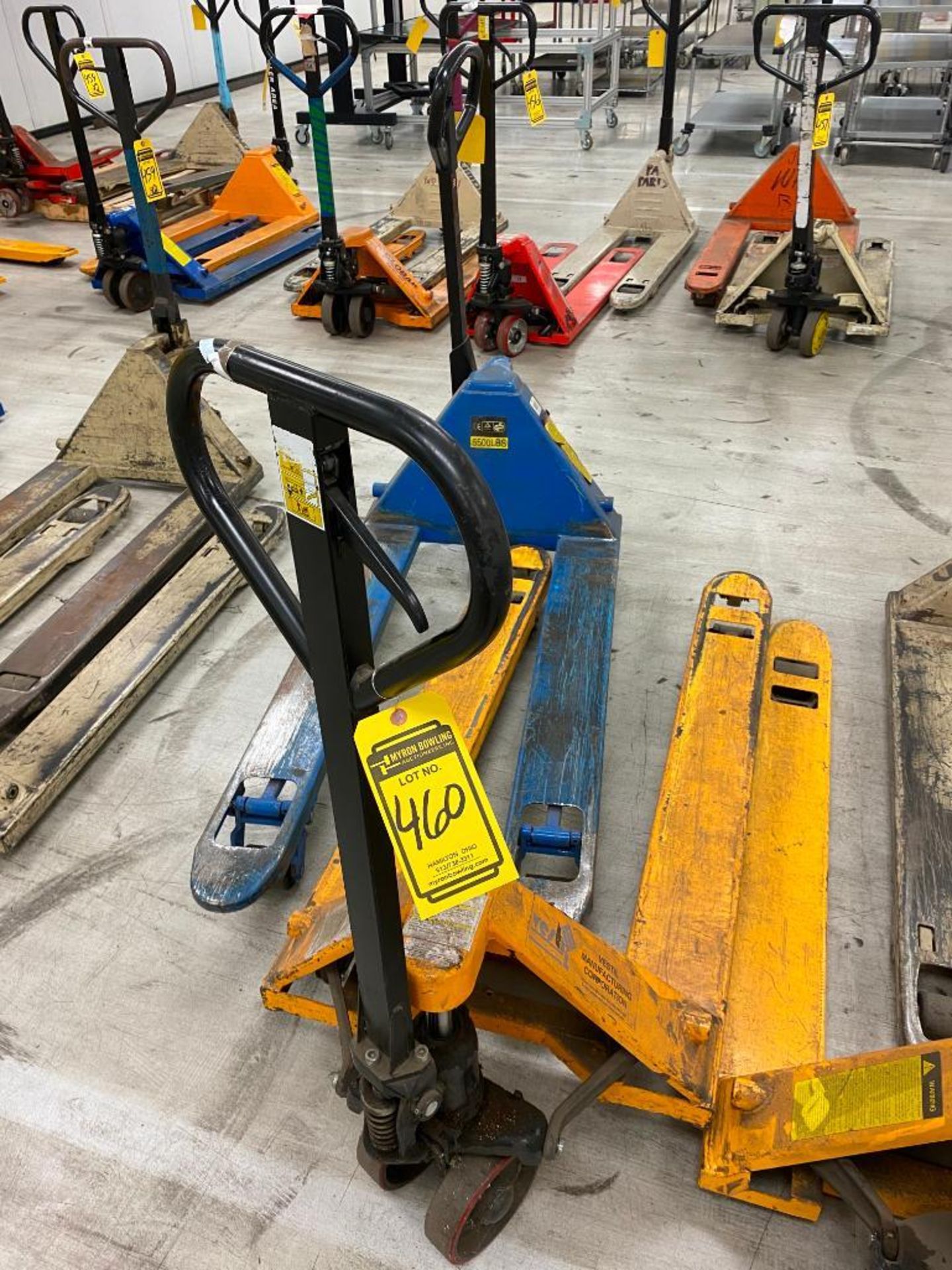 (2) Pallet Jacks: Global 5,500-LB. & Vestil