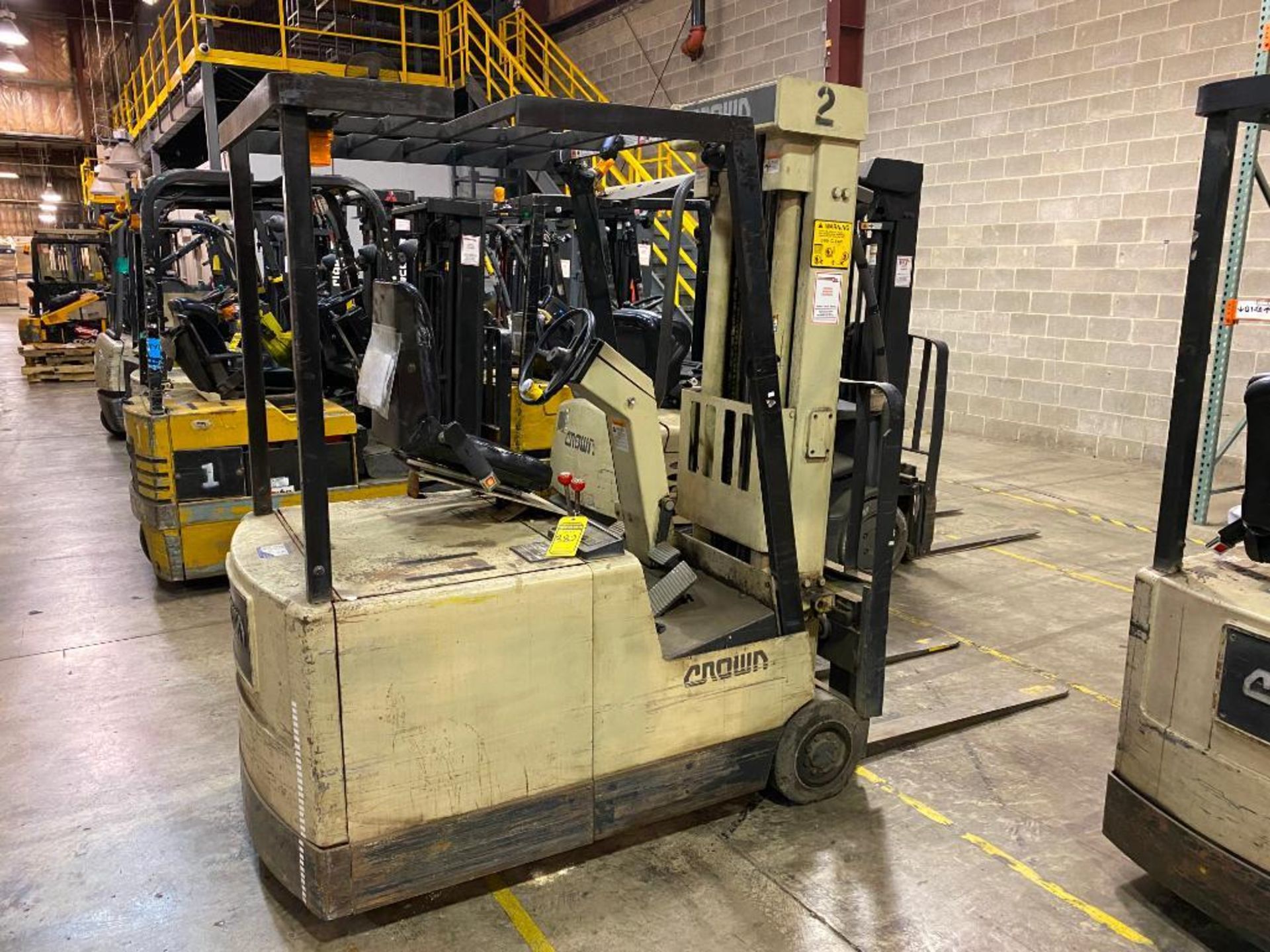 Crown 3,000-LB. Capacity 3-Wheel Electric Forklift, Model 35SCTT, S/N W-23860, Lever Shift Transmiss - Image 3 of 5