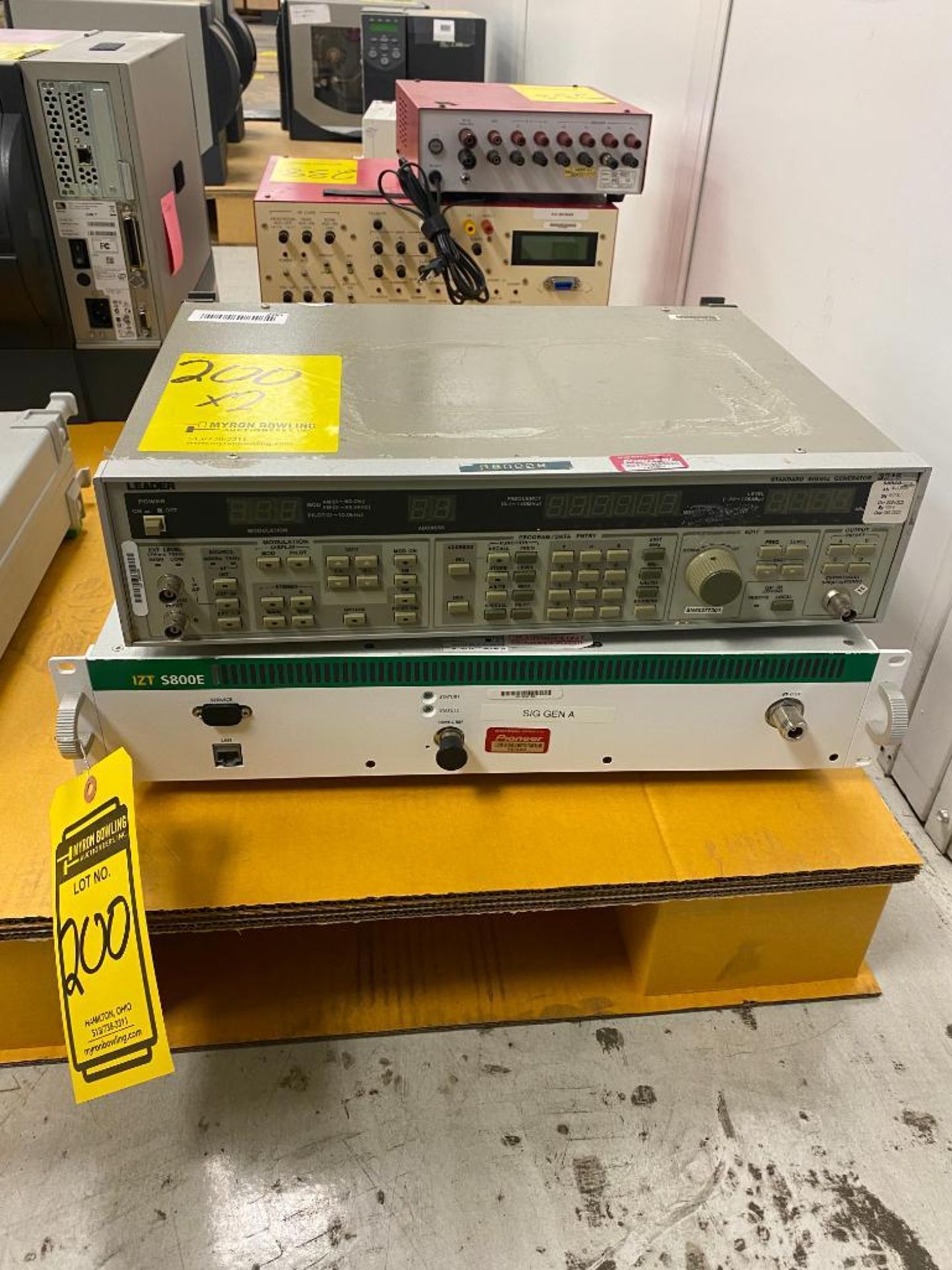 (1) Leader Standard Signal Generator, Model 3216 & (1) Signal Generator, Model LZT S800E - Image 2 of 2