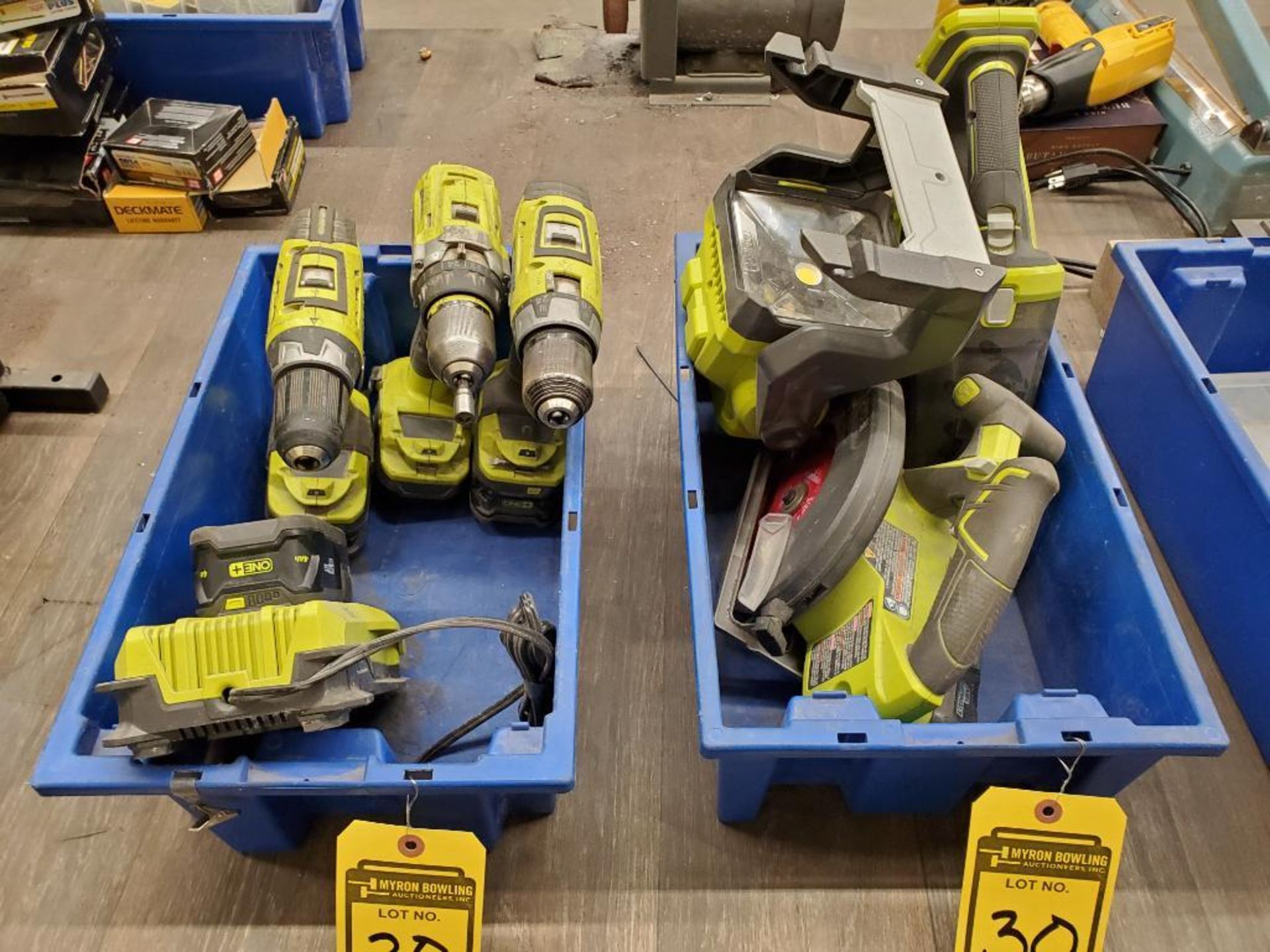 Ryobi 18 Volt 6-Pc. Cordless Electric Tool Set; (3) 1/2" Screw Guns, Circular Saw, Flashlight, Vacuu