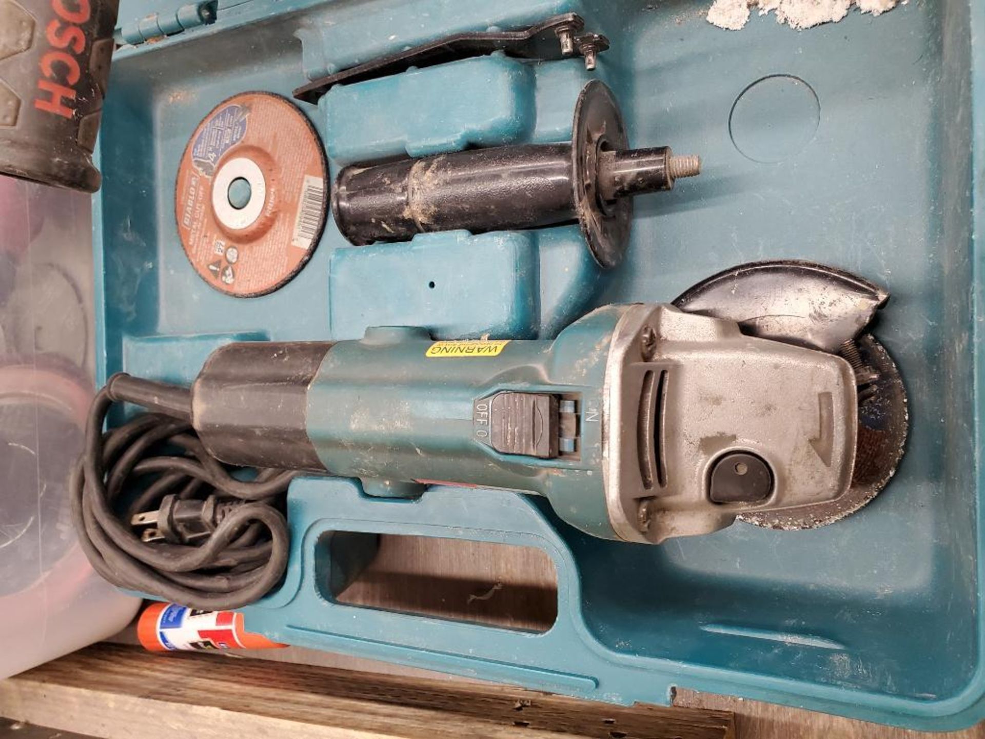 (2) 4" Angle Grinders; Makita & Bosch - Image 3 of 4