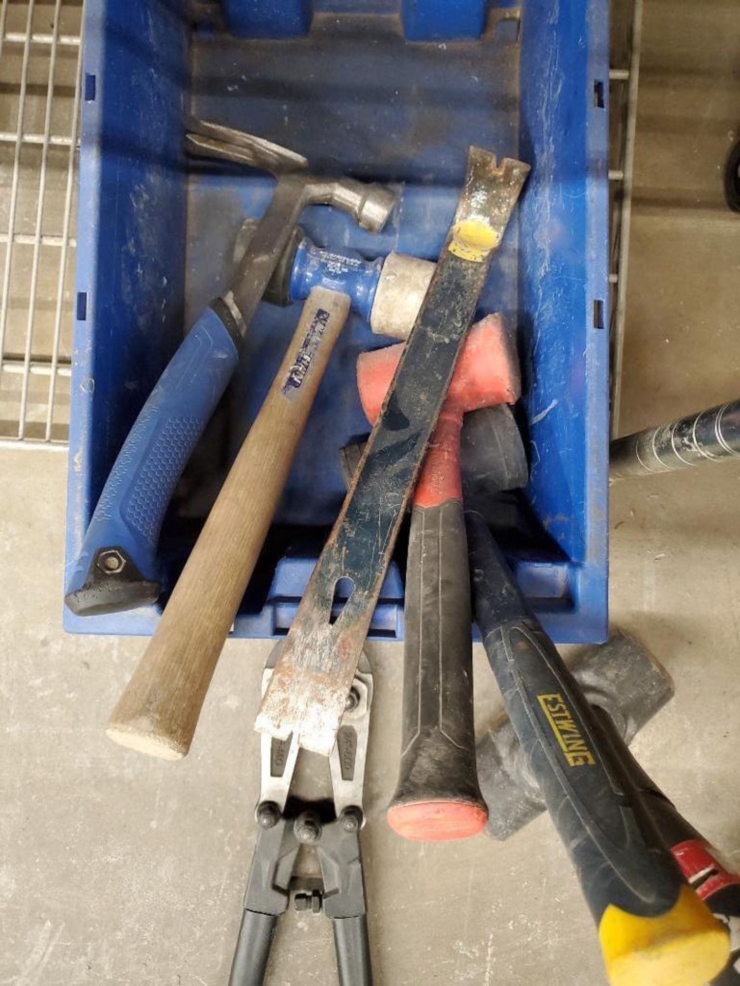 Kobalt 24" 600 Bolt Cutters, Husky 10 LB. Sledge Hammer, Mallets, Hammers, Crow Bar, Empire 8' Alumi - Image 4 of 6