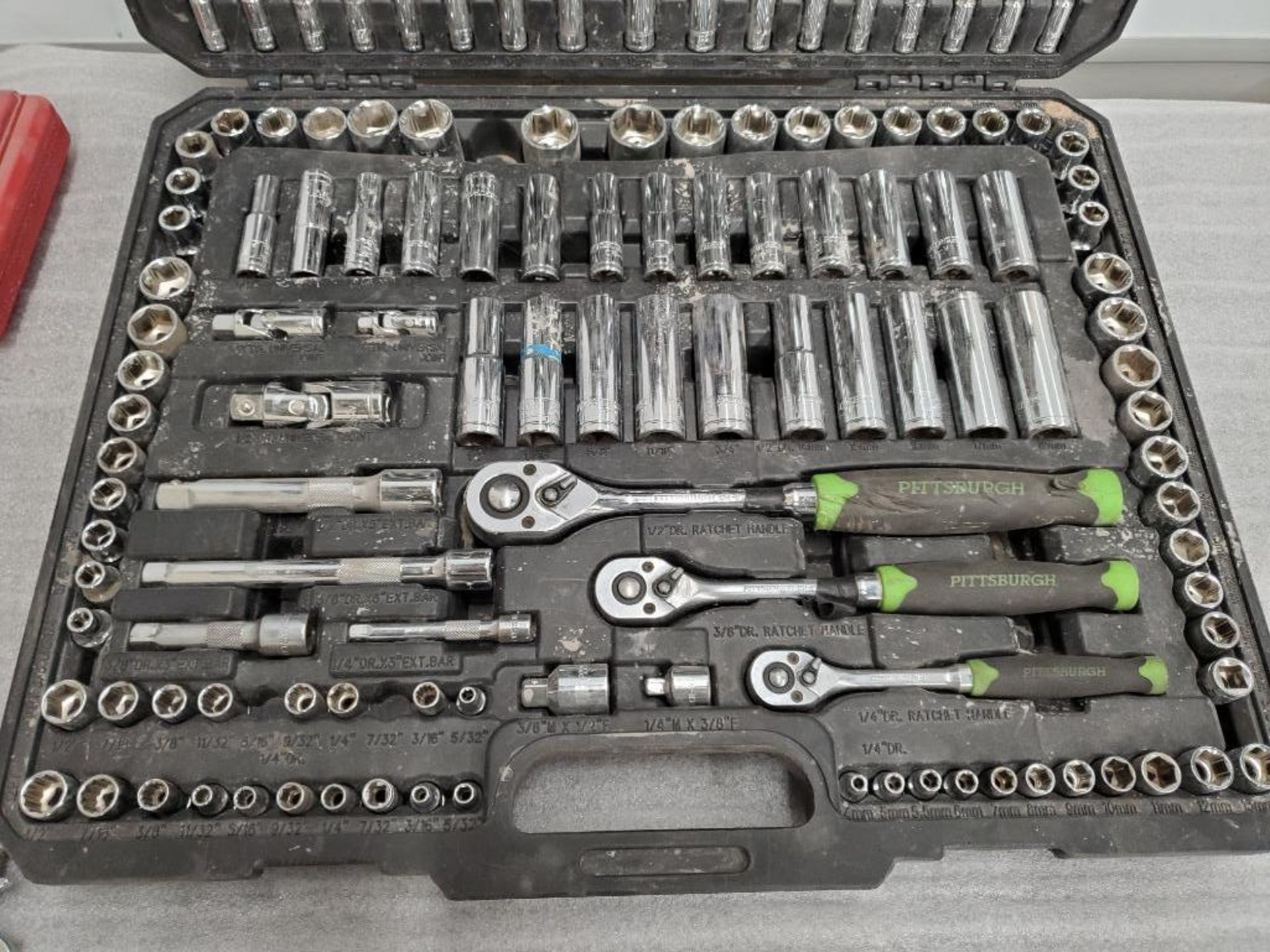 Pittsburgh Combination Socket & Wrench Set, 1/4" - 1/2" Drive, Husky 10-Pc. 1/2" Socket Set, Up to 2 - Image 3 of 5