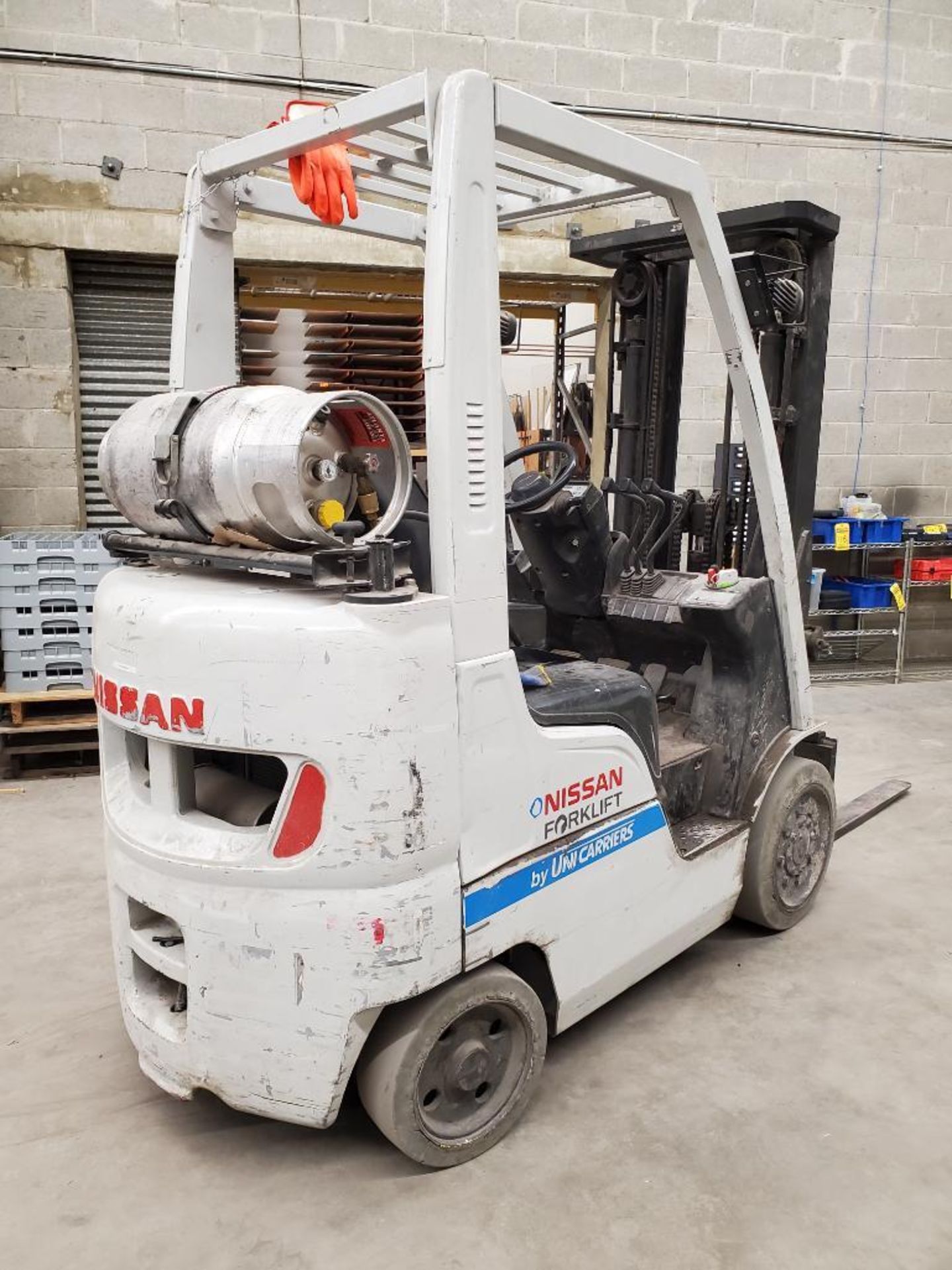Nissan 4,000 LB. Forklift, Model MCP1F2A20LV, S/N CP1F2-9W1035, Side Shift, LP, Solid Cushion Tires, - Image 6 of 9