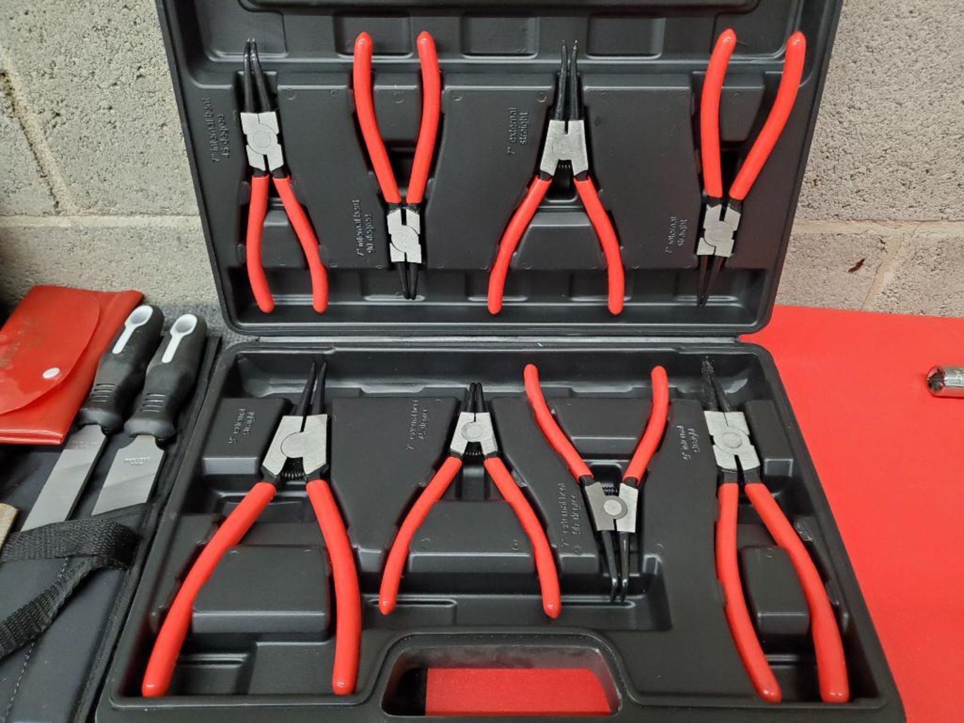 Icon 7-Pc. Snap-Ring Plier Set w/ Internal, External, & 45 Deg., (2) Universal O-Ring Sets, & Snap P - Image 3 of 5