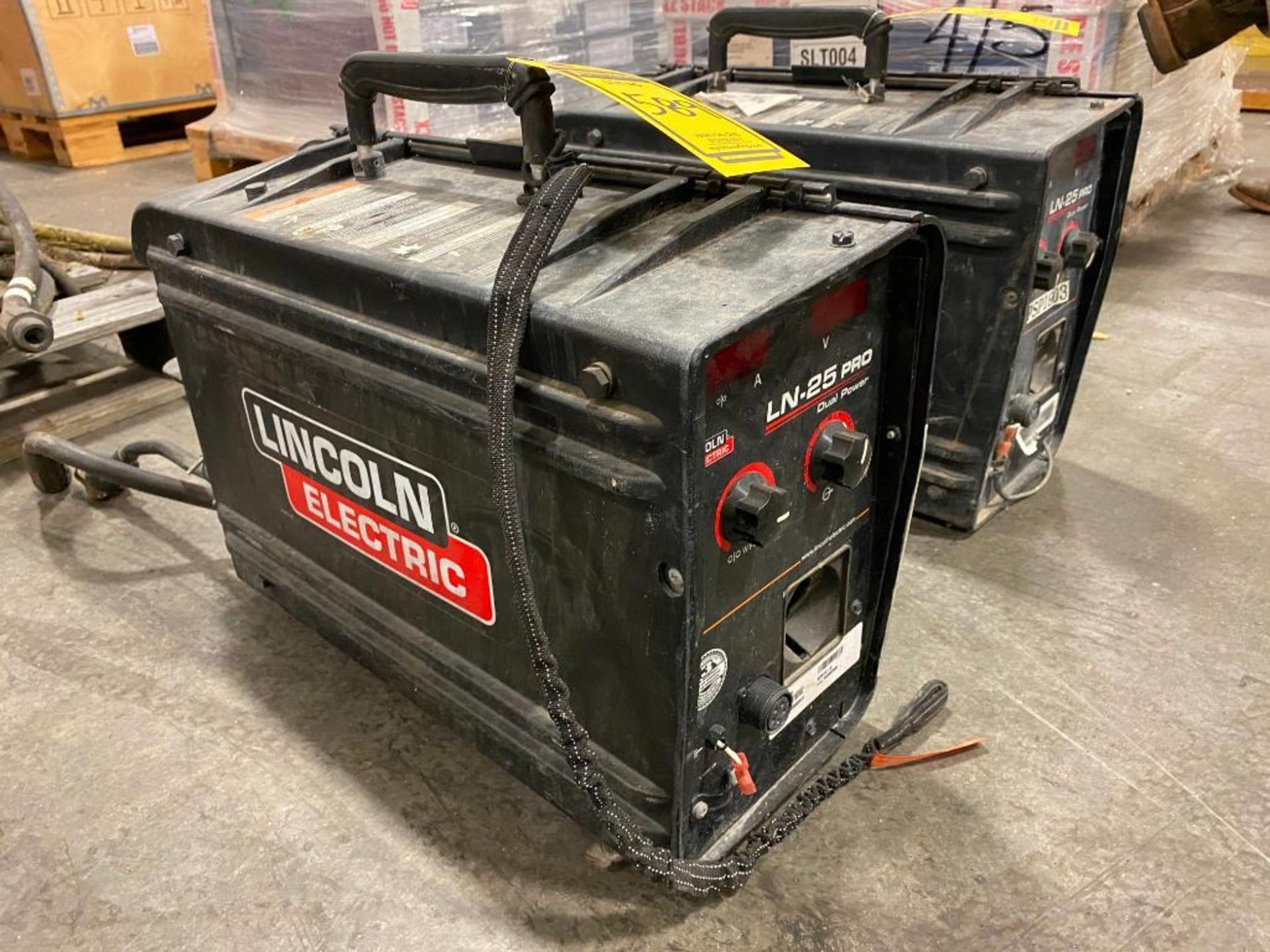 Lincoln LN-25 Pro Dual Power Wire Feeder Suitcase Welder, S/N U1190906913