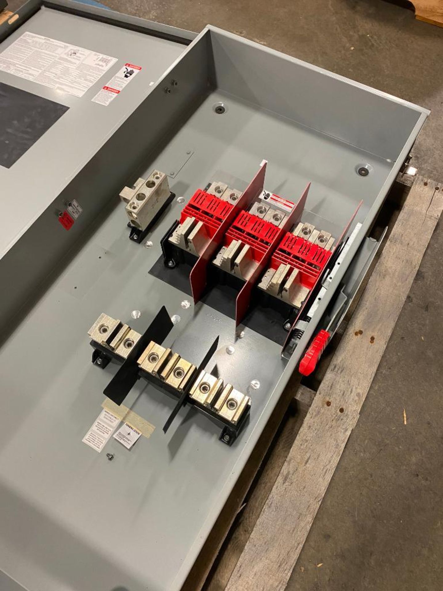 Siemens 400 AMP Breaker Box - Image 4 of 6