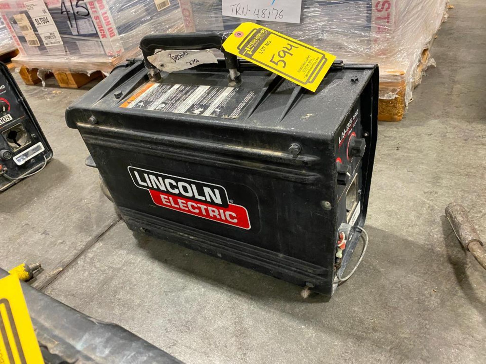 Lincoln LN-25 Pro Dual Power Wire Feeder Suitcase Welder, S/N U1190906910