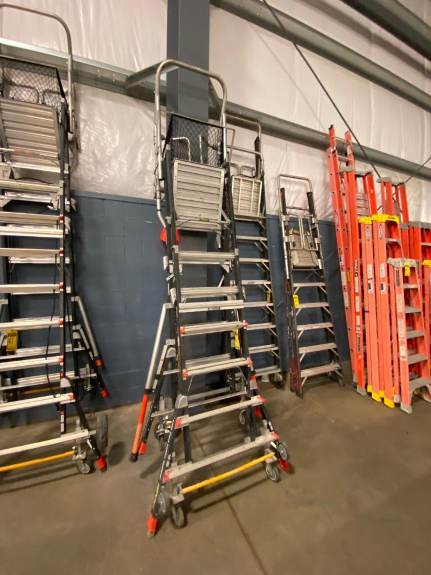 Little Giant Ladder Systems Cage Ladder, 4'10"-8'8" Max. Standing Level