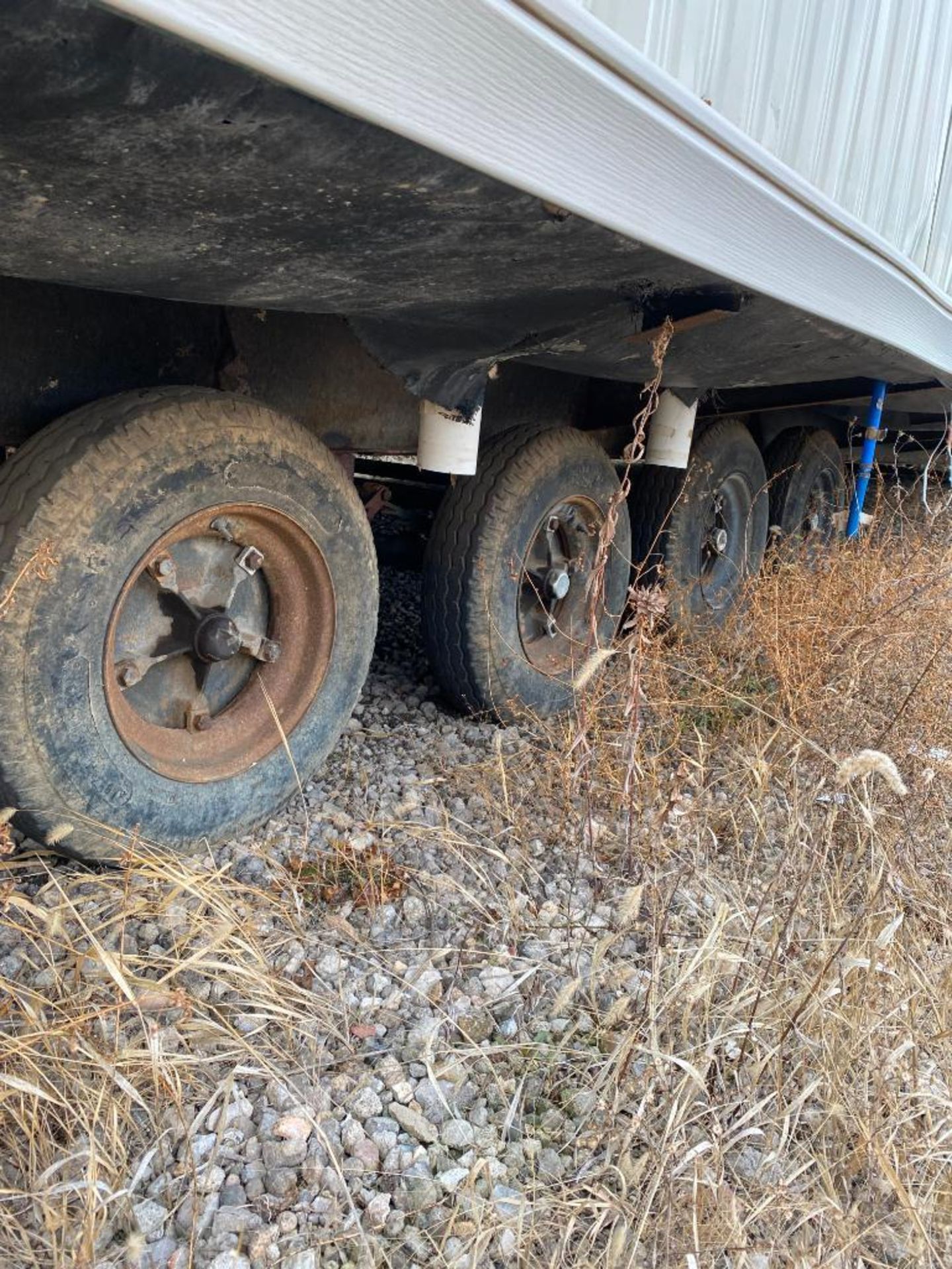 Quadruple Axle Bathroom Trailer, 40' x 164" x 12' - Image 6 of 8